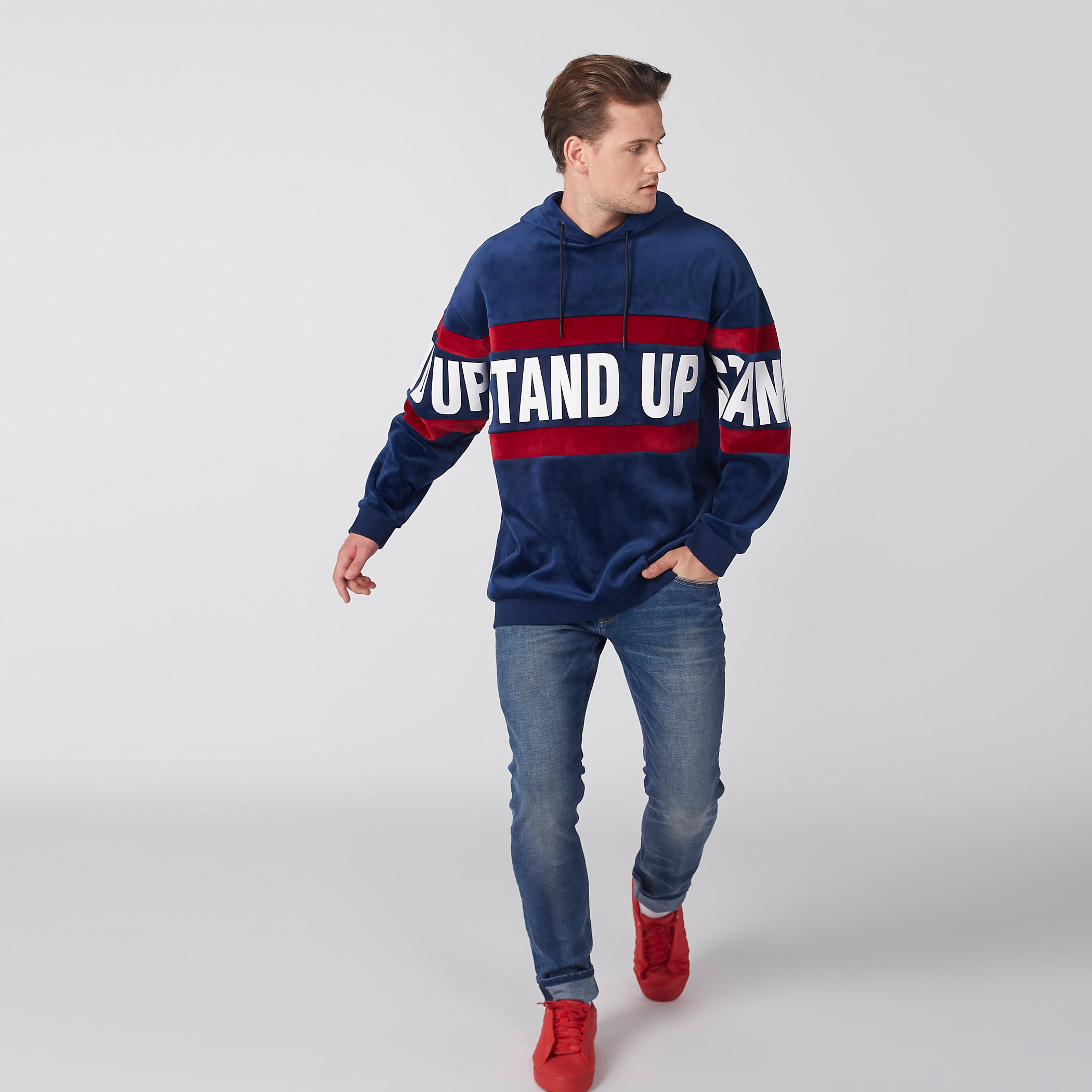 هودي بطبعات وأكتاف منسدلة-men-winterwear-hoodiesandsweatshirts-image-1
