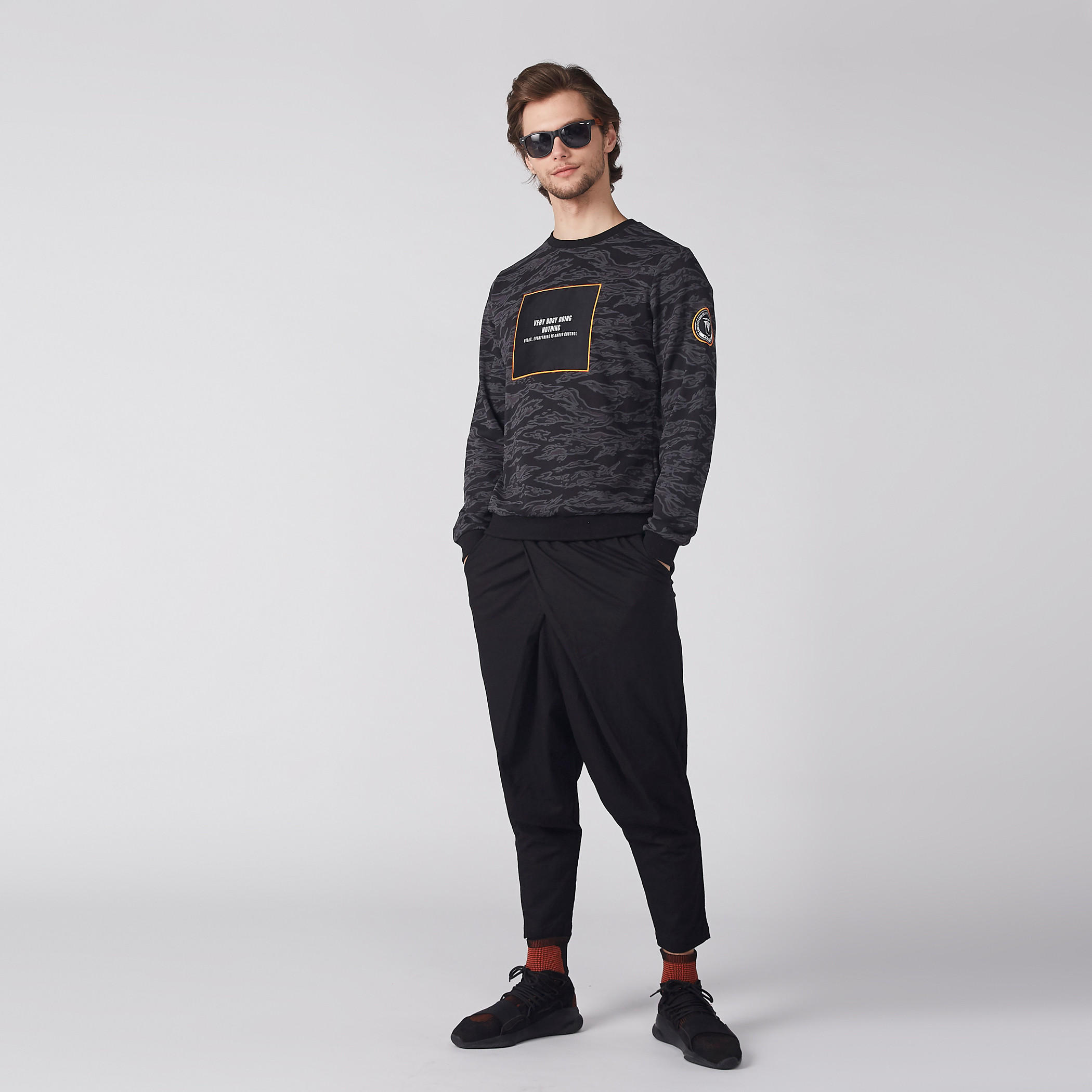 Printed Sweatshirt with Crew Neck and Long Sleeves-men-winterwear-hoodiesandsweatshirts-image-2