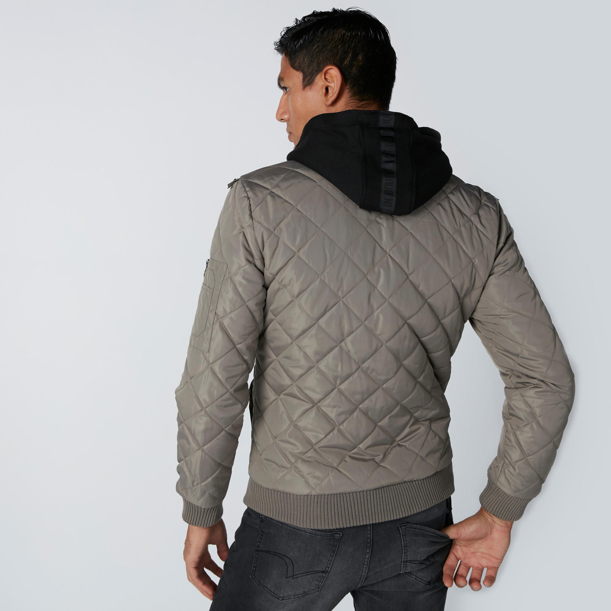 جاكيت مبطّن بأكمام طويلة وقبعة وسحاب إغلاق-men-clothing-jacketsandblazers-jackets-image-2