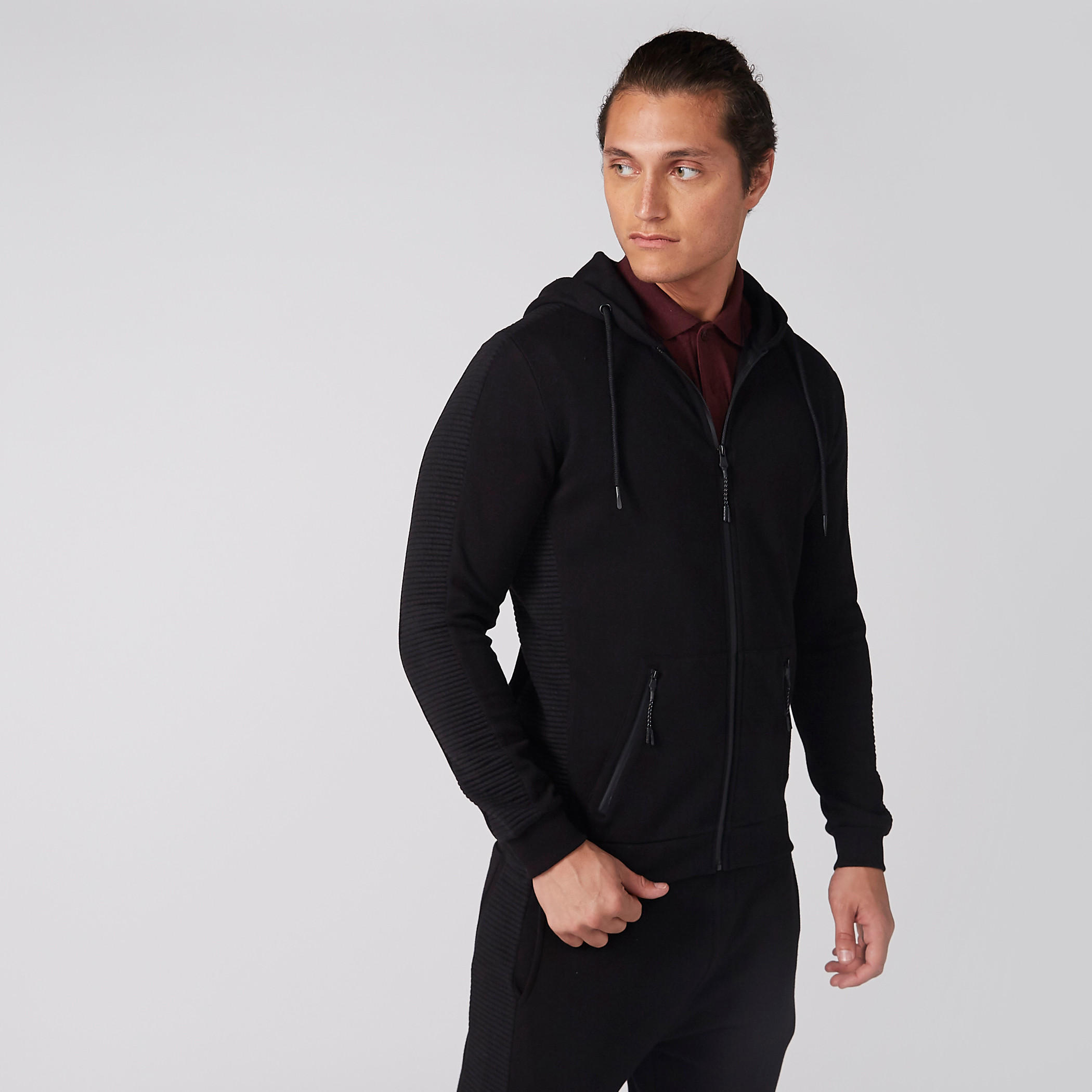 جاكيت بقبعة وسحّاب إغلاق وتفاصيل جيوب-men-clothing-jacketsandblazers-jackets-image-2