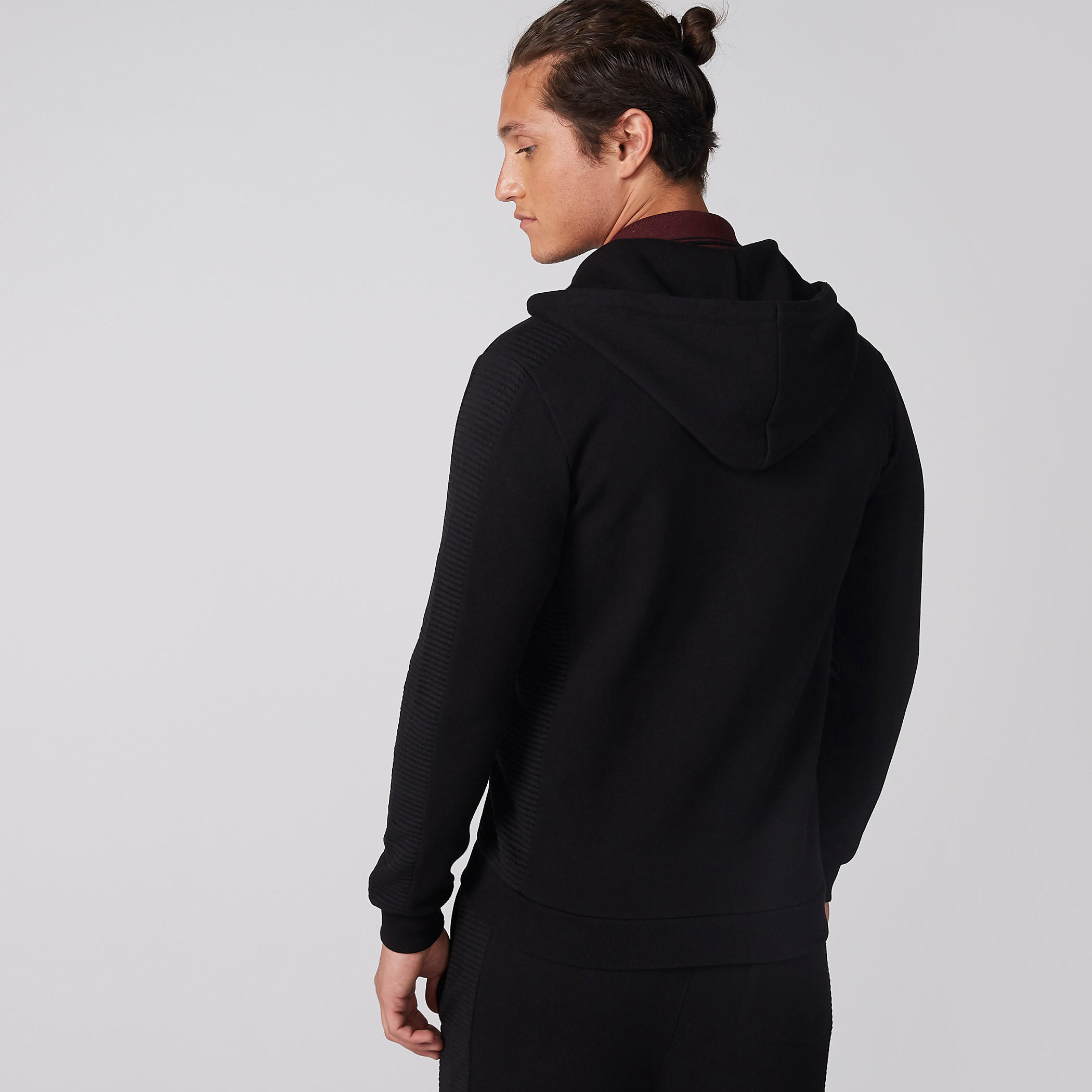 جاكيت بقبعة وسحّاب إغلاق وتفاصيل جيوب-men-clothing-jacketsandblazers-jackets-image-4