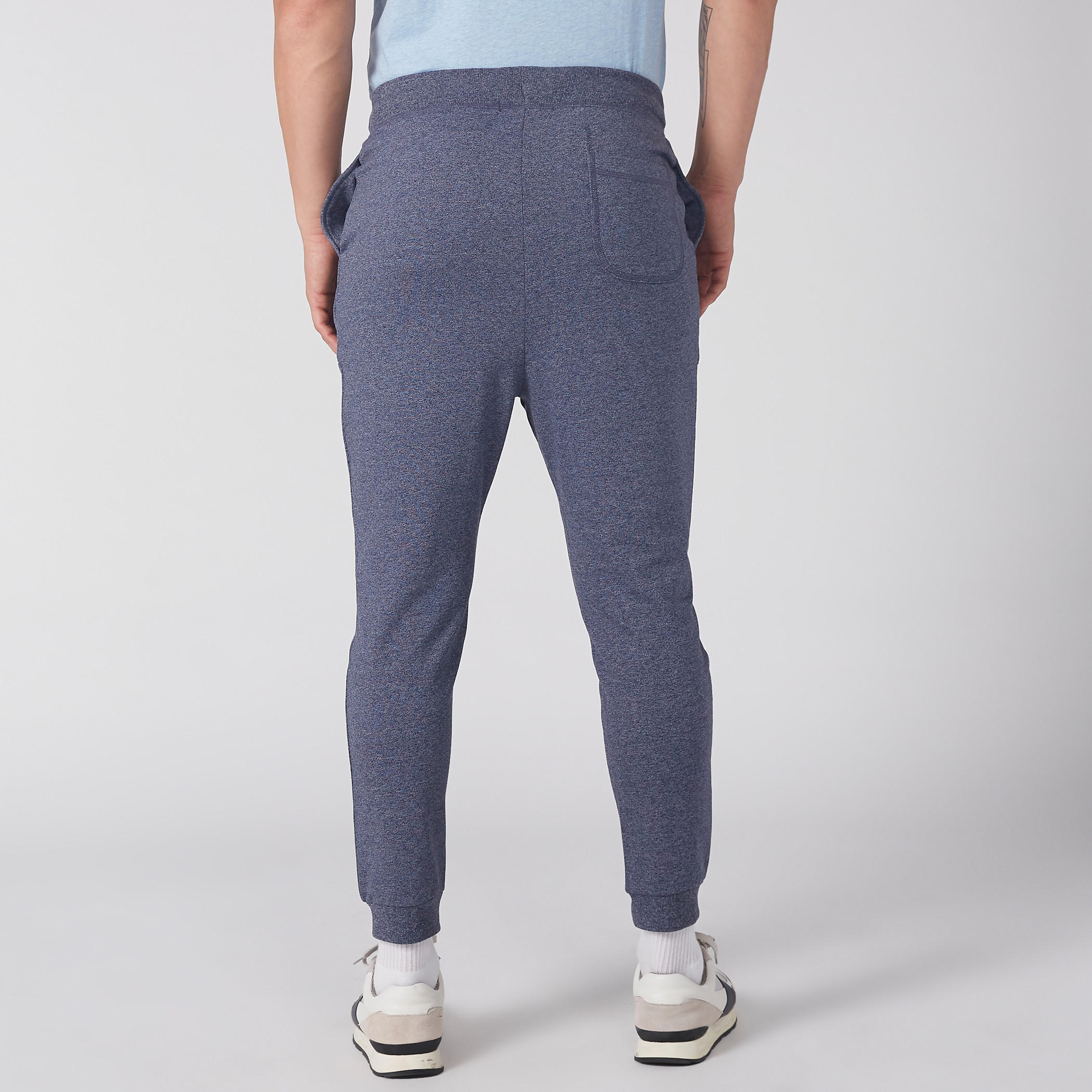 بنطال رياضي بارز الملمس بجيوب وربّاط-men-clothing-bottoms-joggers-image-4