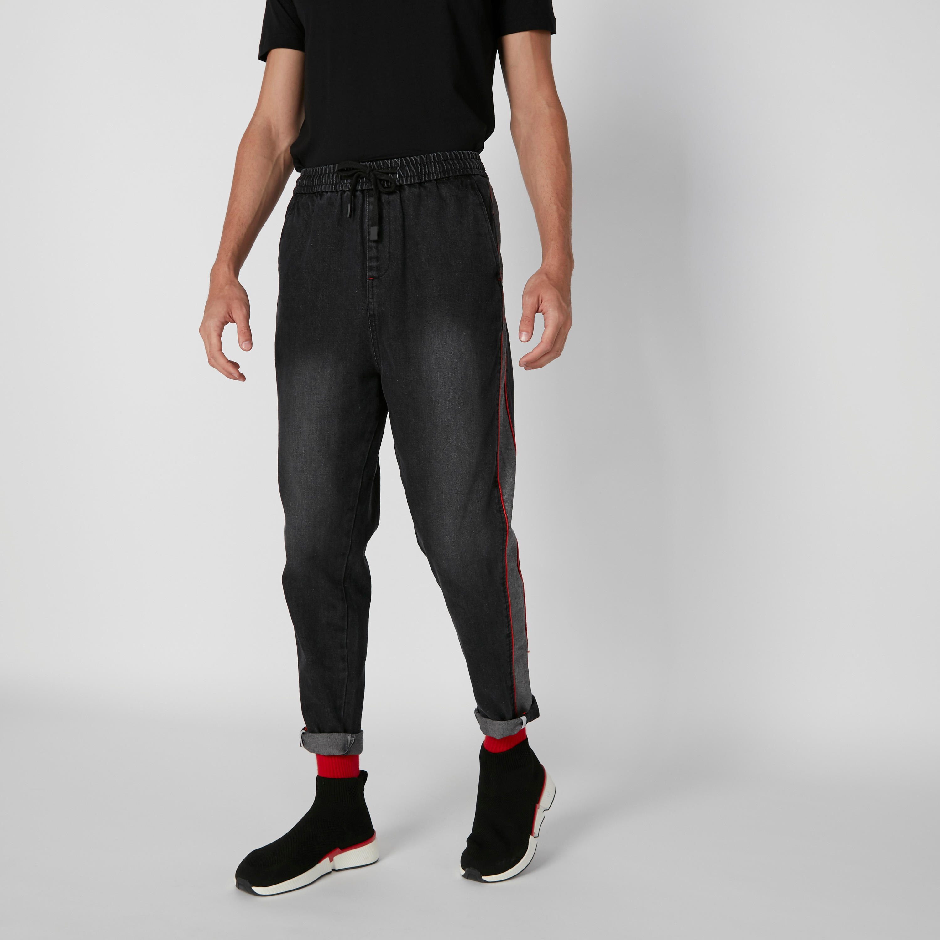 بنطال دينم برباط وشريطة جانبية-men-clothing-bottoms-jeans-image-6