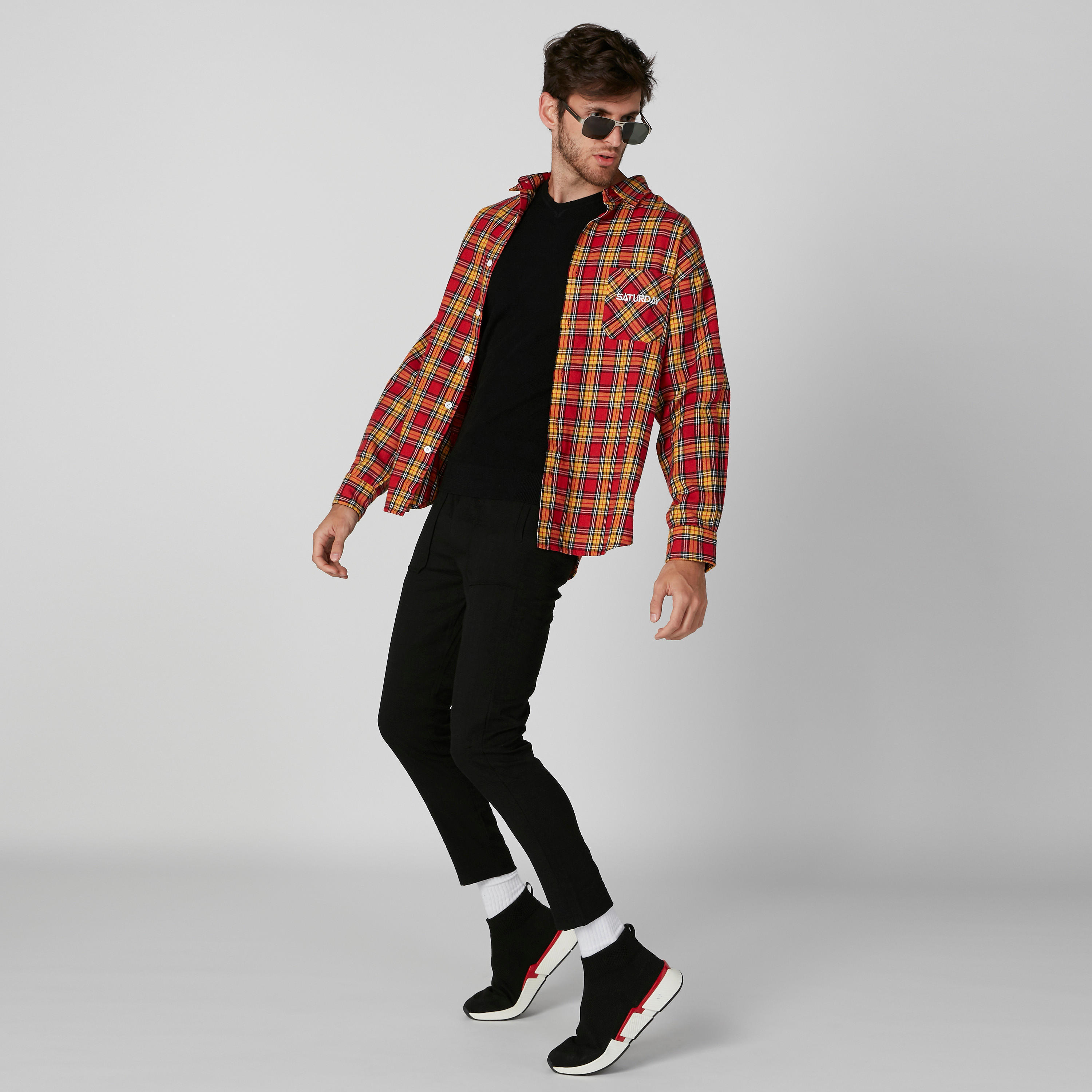 Pocket Detail Pants with Drawstring-men-clothing-bottoms-trousersandchinos-trousers-image-1