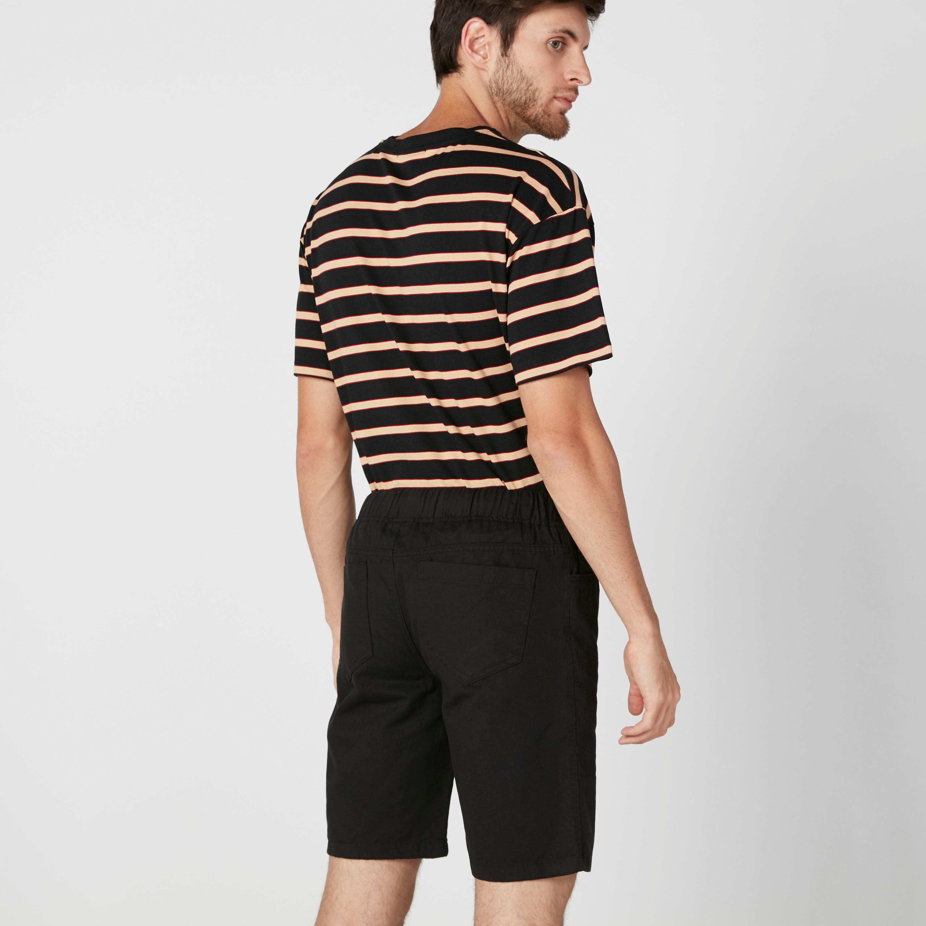 شورت بجيوب برباط-men-clothing-bottoms-shorts-image-2
