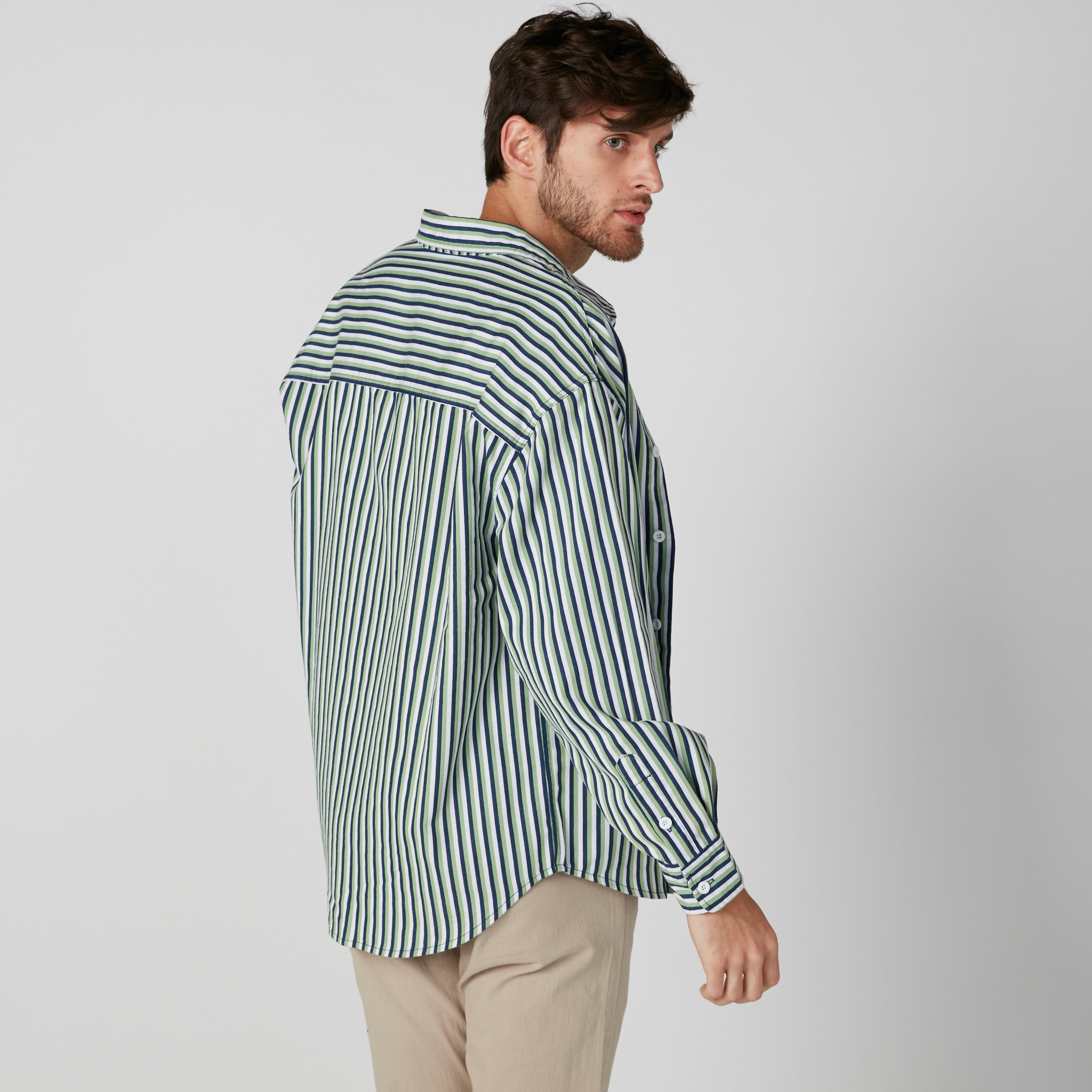 قميص مقلّم بأكمام طويلة وأزرار-men-clothing-shirts-image-2