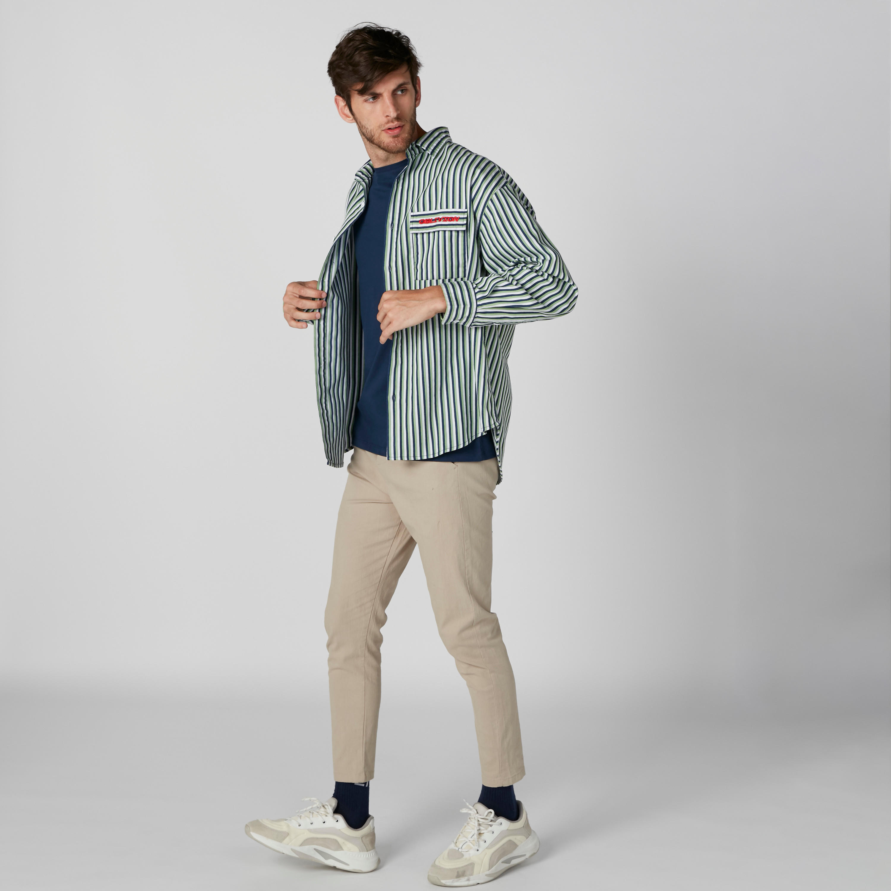 قميص مقلّم بأكمام طويلة وأزرار-men-clothing-shirts-image-3