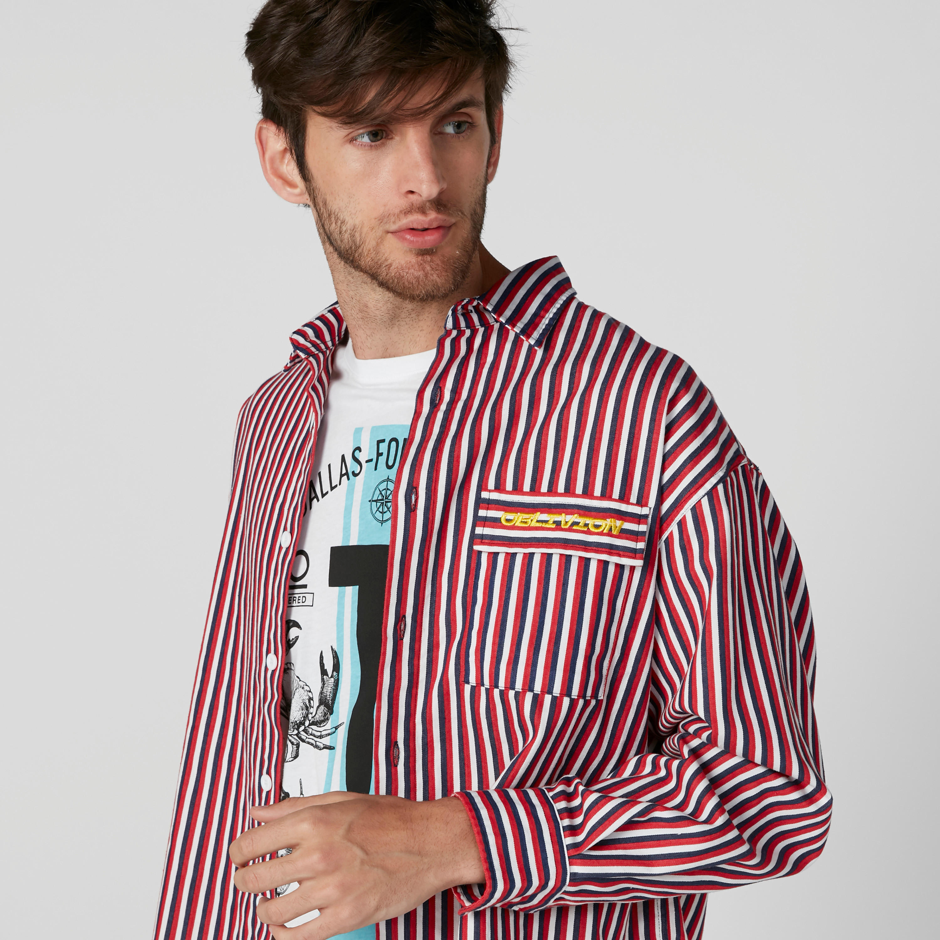 قميص مقلّم بأكمام طويلة وأزرار-men-clothing-shirts-image-4