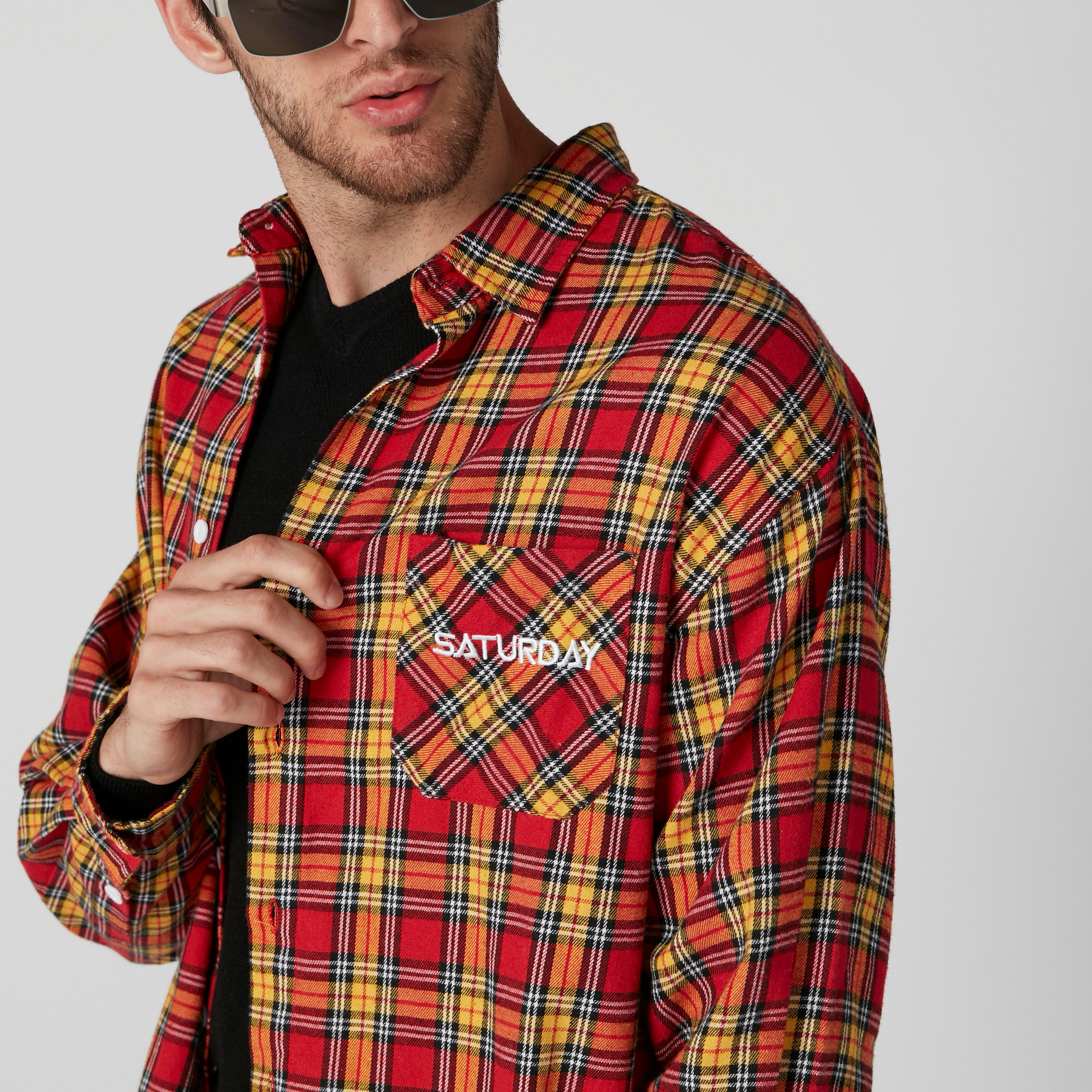 قميص كاروهات بأكمام طويلة وجيوب-men-clothing-shirts-image-5