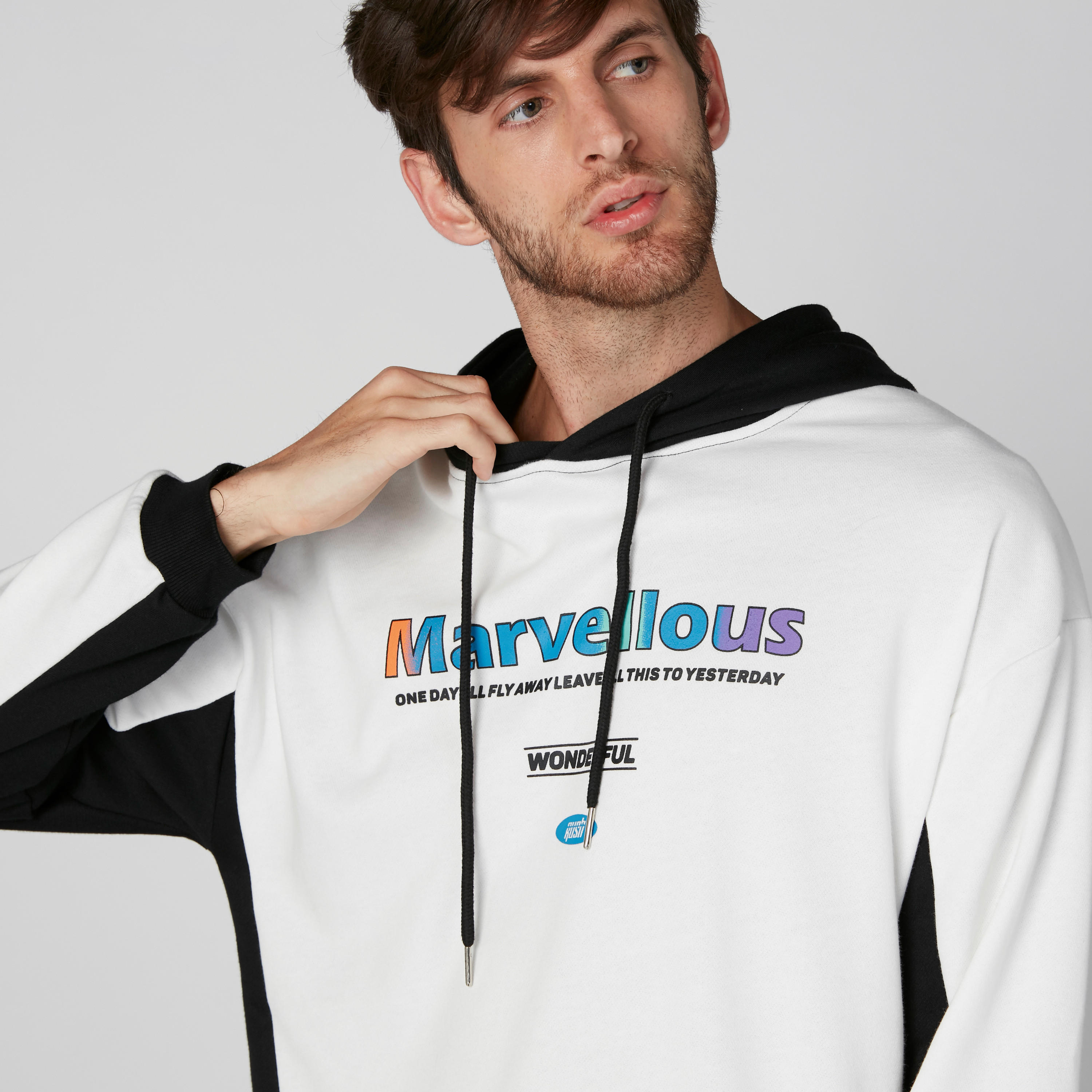 Printed Hoodie with Long Sleeves-men-winterwear-hoodiesandsweatshirts-image-5