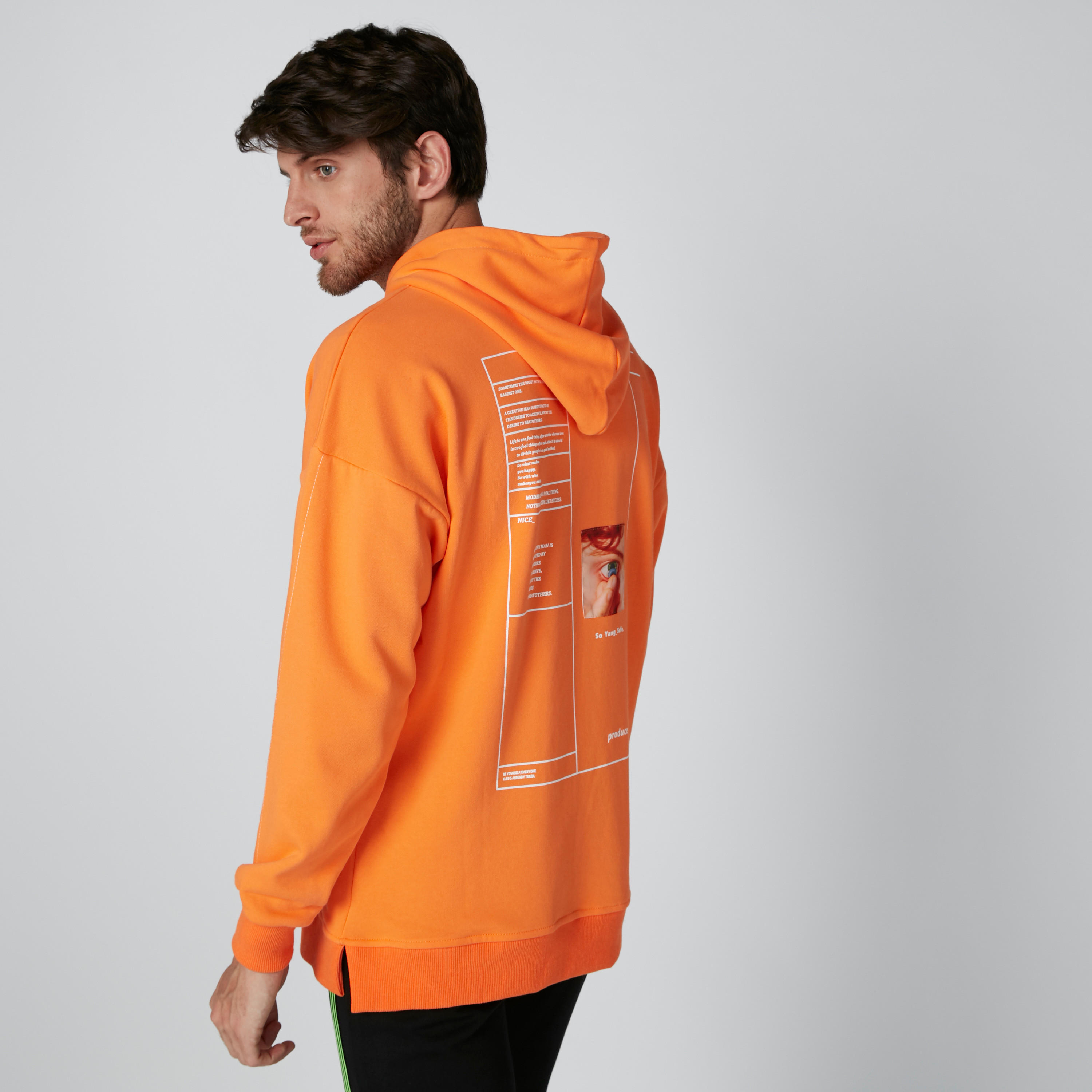 هودي بطبعات وأكمام طويلة-men-winterwear-hoodiesandsweatshirts-image-1