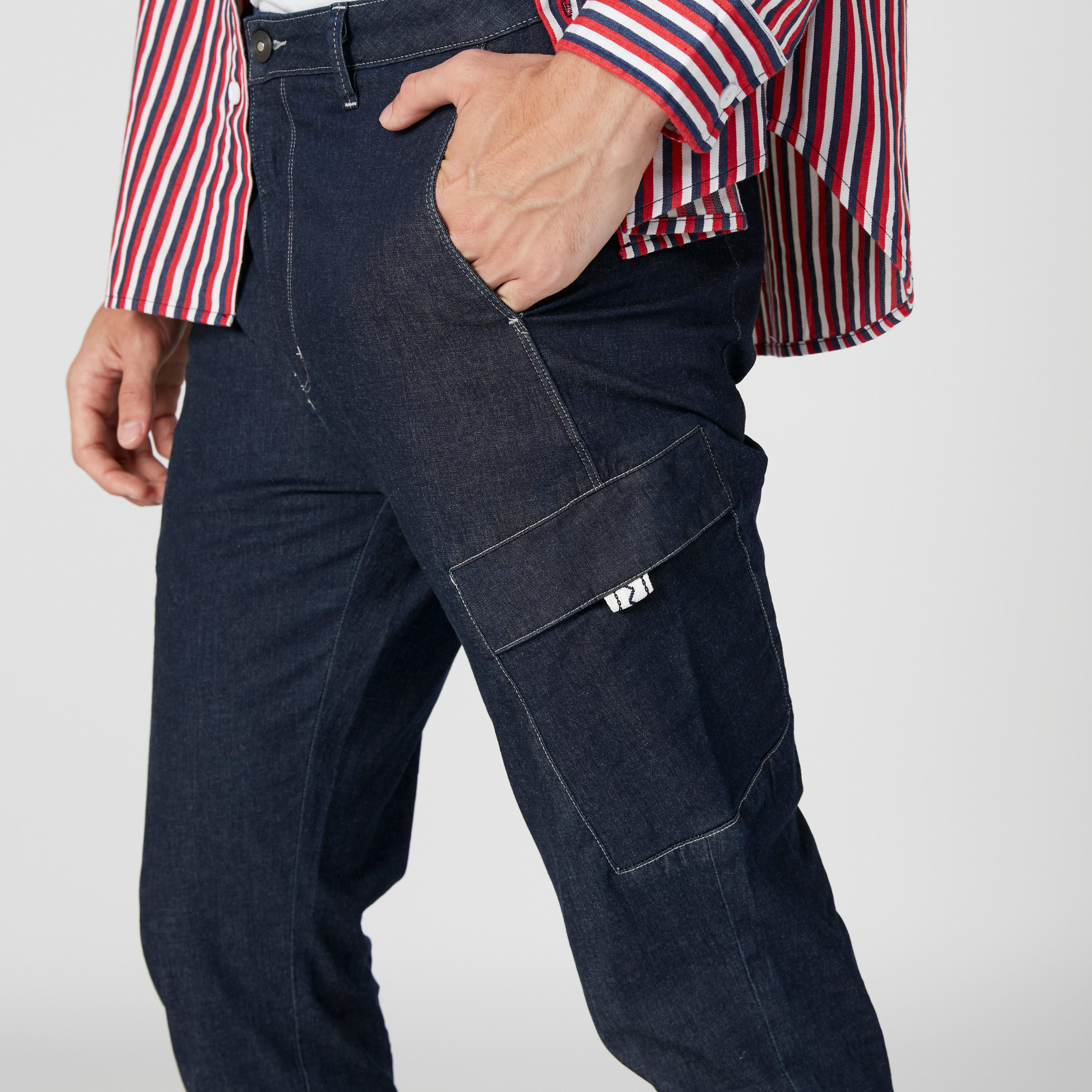 Pocket Detail Denim Pants-men-clothing-bottoms-jeans-image-6