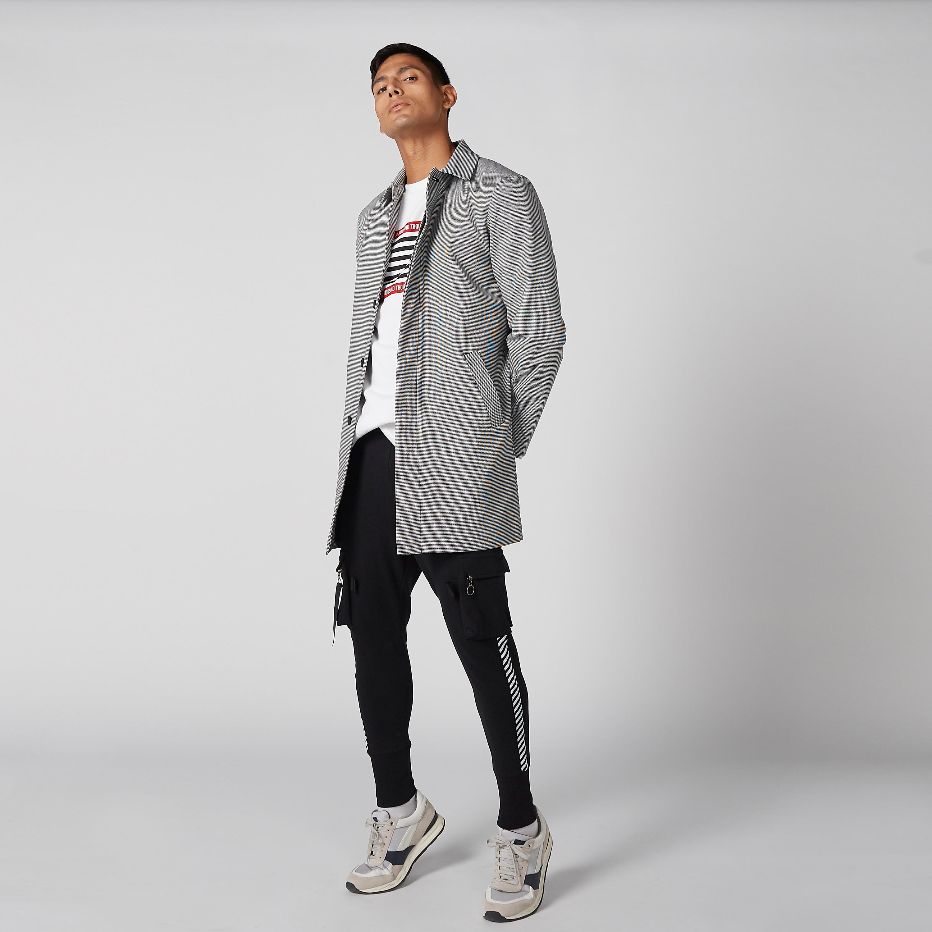 Pocket Detail Coat with Long Sleeves and Button Closure-men-clothing-jacketsandblazers-coats-image-4