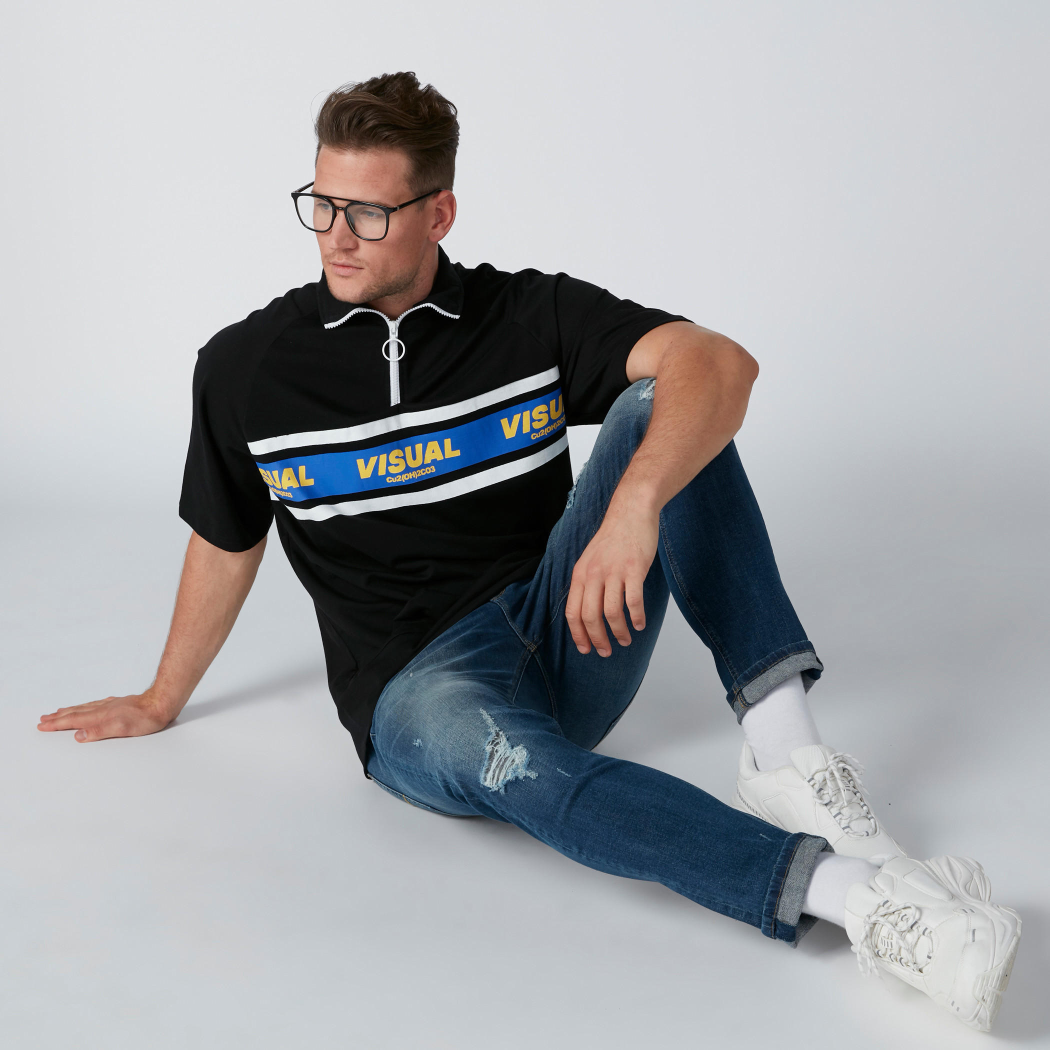تيشيرت بياقة بولو وأكمام قصيرة وسحّاب-men-clothing-tshirtsandpolos-polos-image-1