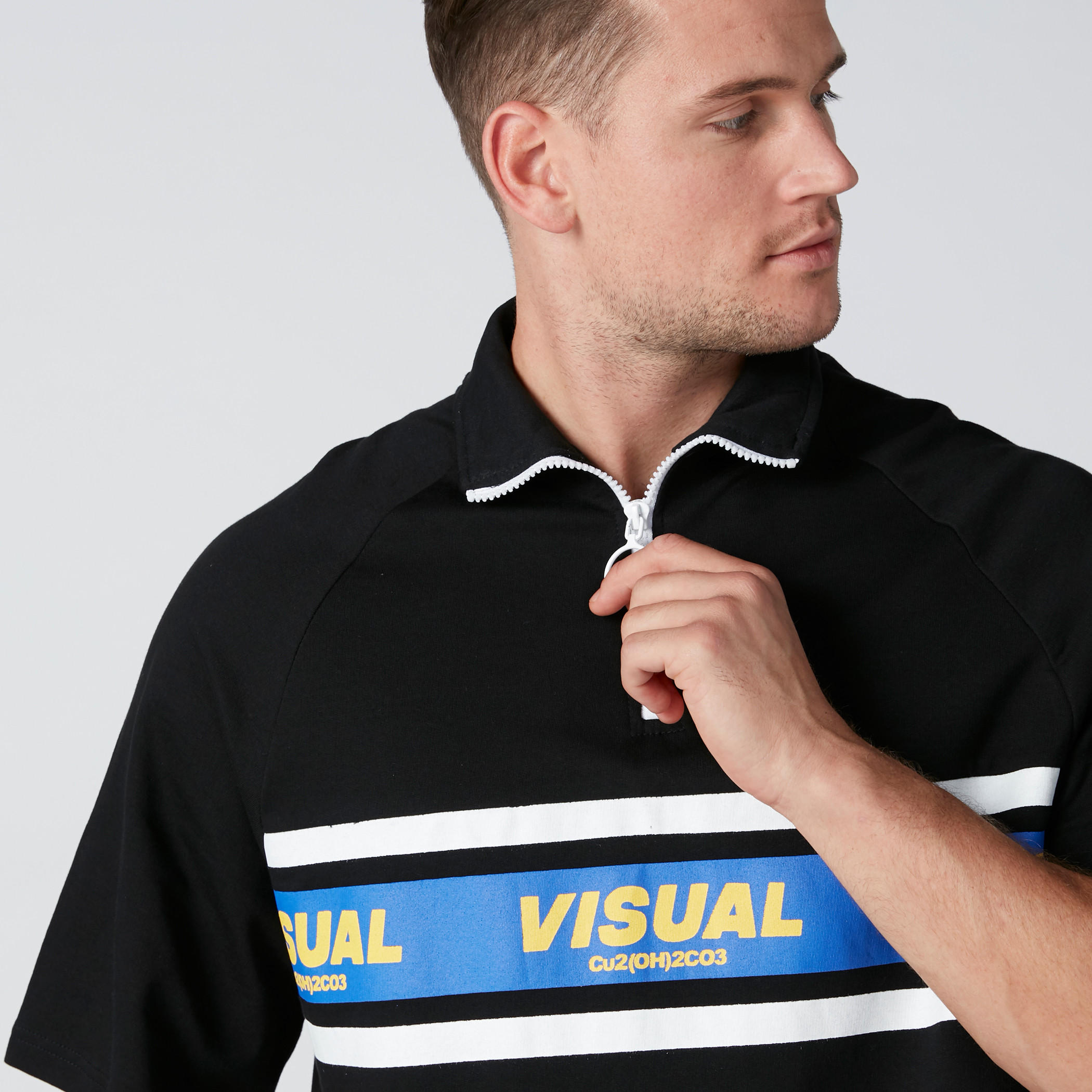 تيشيرت بياقة بولو وأكمام قصيرة وسحّاب-men-clothing-tshirtsandpolos-polos-image-4