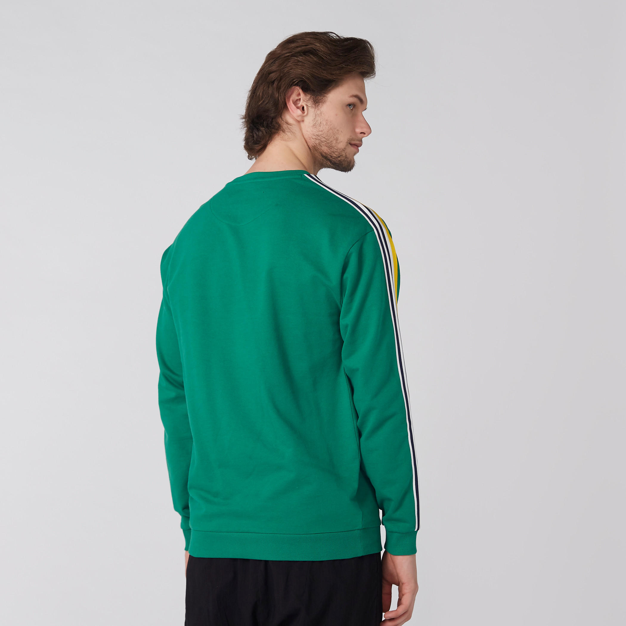 سويت شيرت مقلم بياقة مستديرة وأكمام طويلة-men-winterwear-hoodiesandsweatshirts-image-3