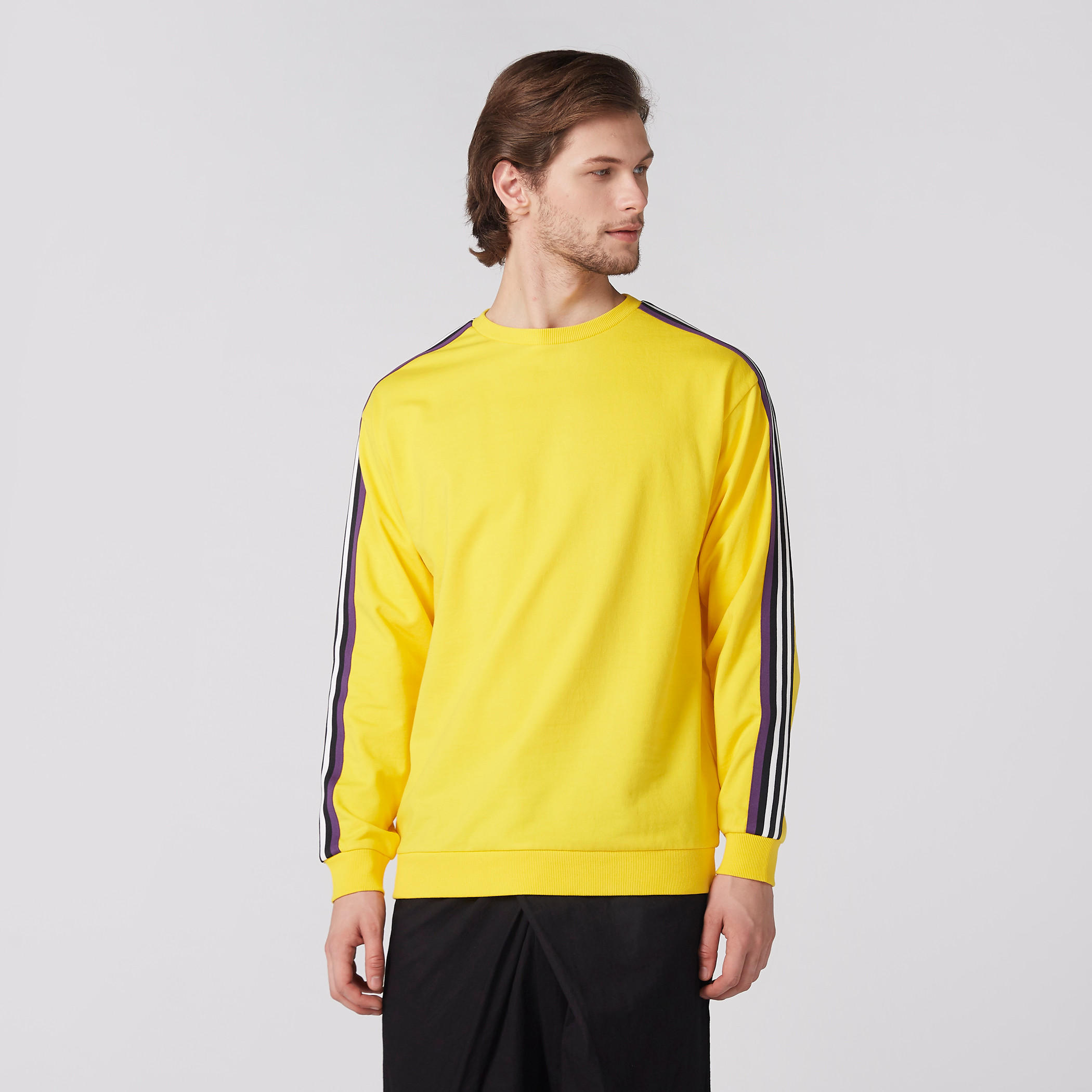 سويت شيرت بأكمام طويلة مطاطية-men-winterwear-hoodiesandsweatshirts-image-3