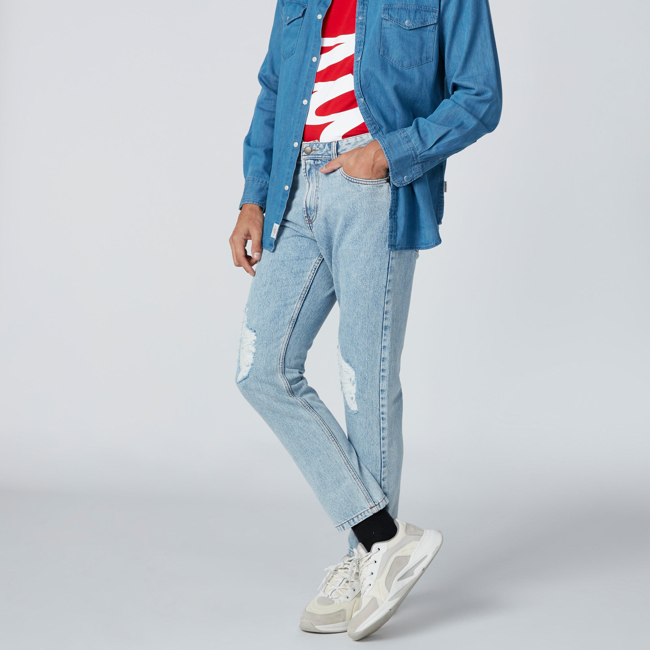 بنطال جينز بتصميم ممزّق وسحّاب إغلاق-men-clothing-bottoms-jeans-image-5