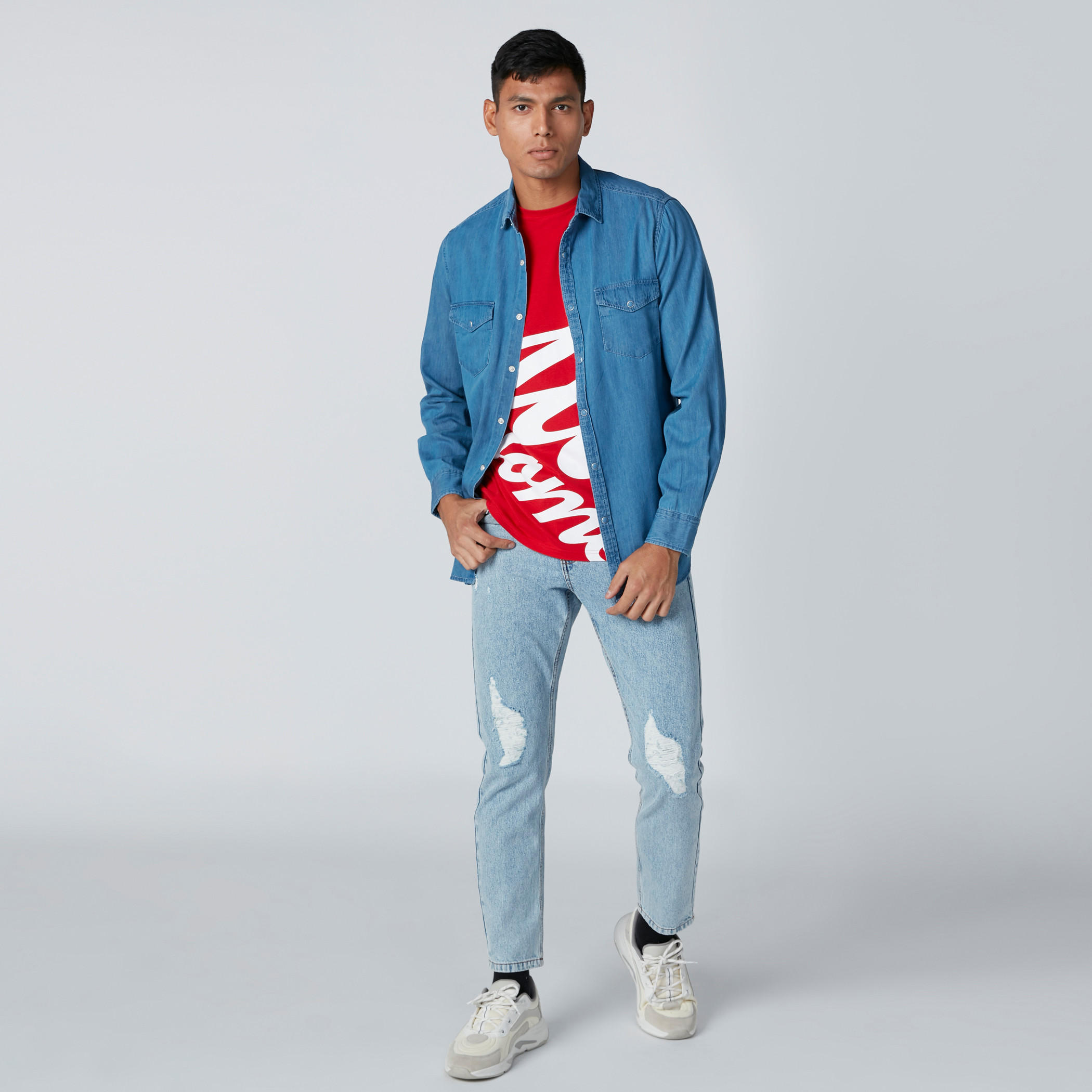 بنطال جينز بتصميم ممزّق وسحّاب إغلاق-men-clothing-bottoms-jeans-image-3