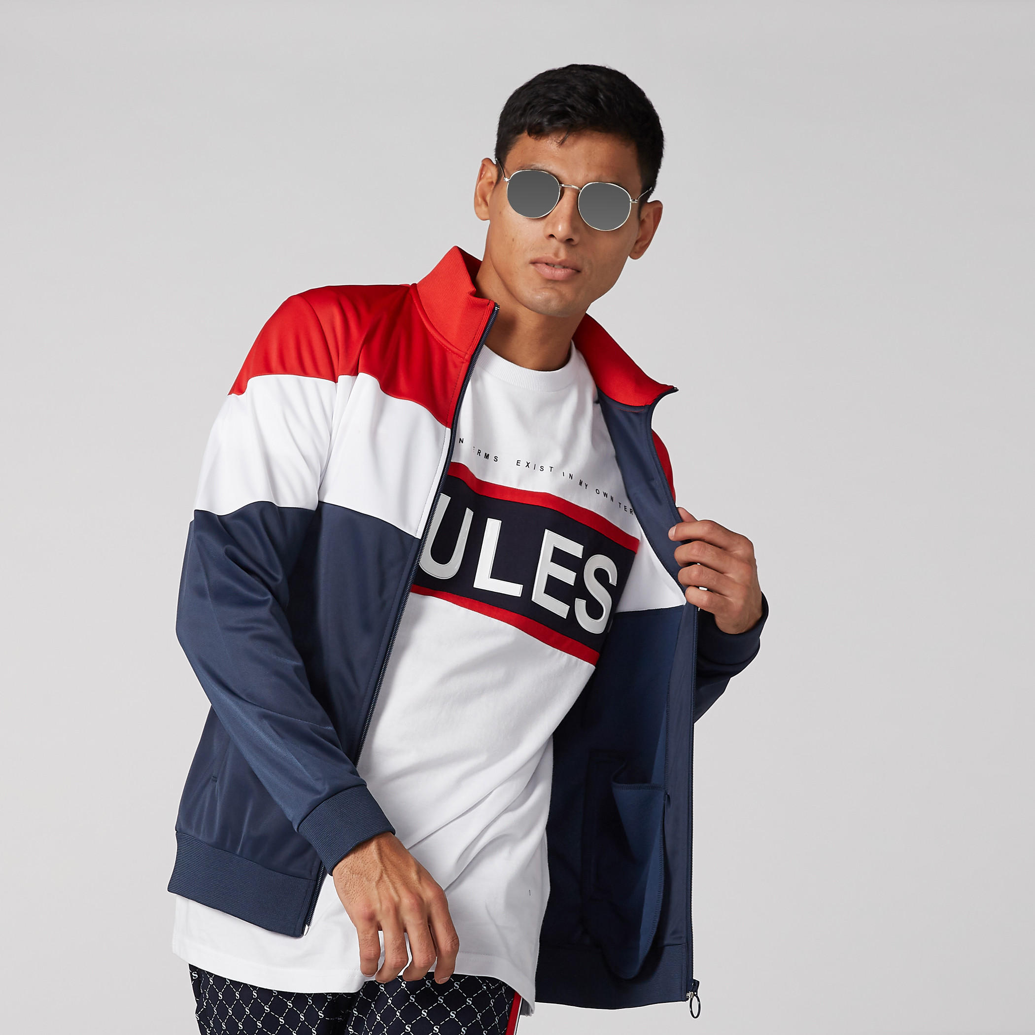 جاكيت بأكمام طويلة وسحّاب إغلاق وجيوب-men-winterwear-hoodiesandsweatshirts-image-2