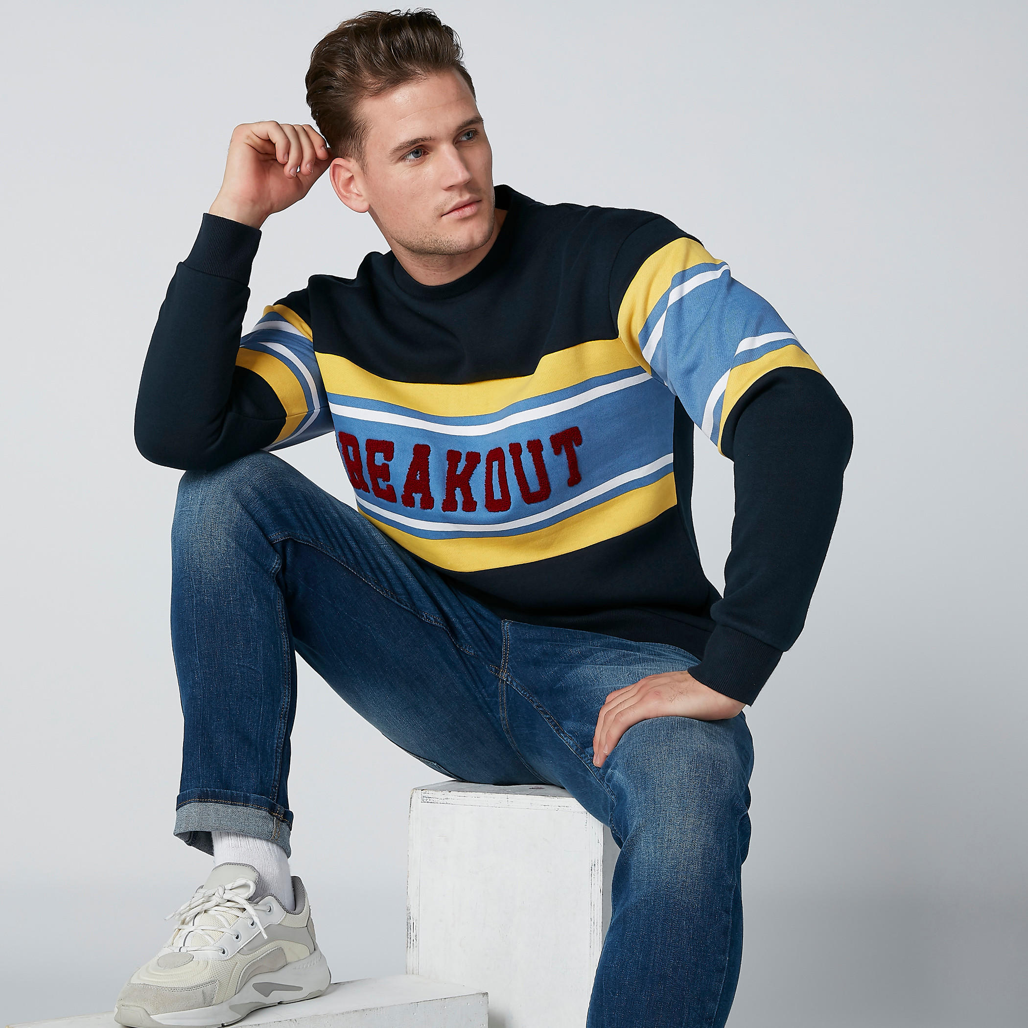 Embroidered Sweatshirt with Round Neck and Long Sleeves-men-winterwear-hoodiesandsweatshirts-image-3