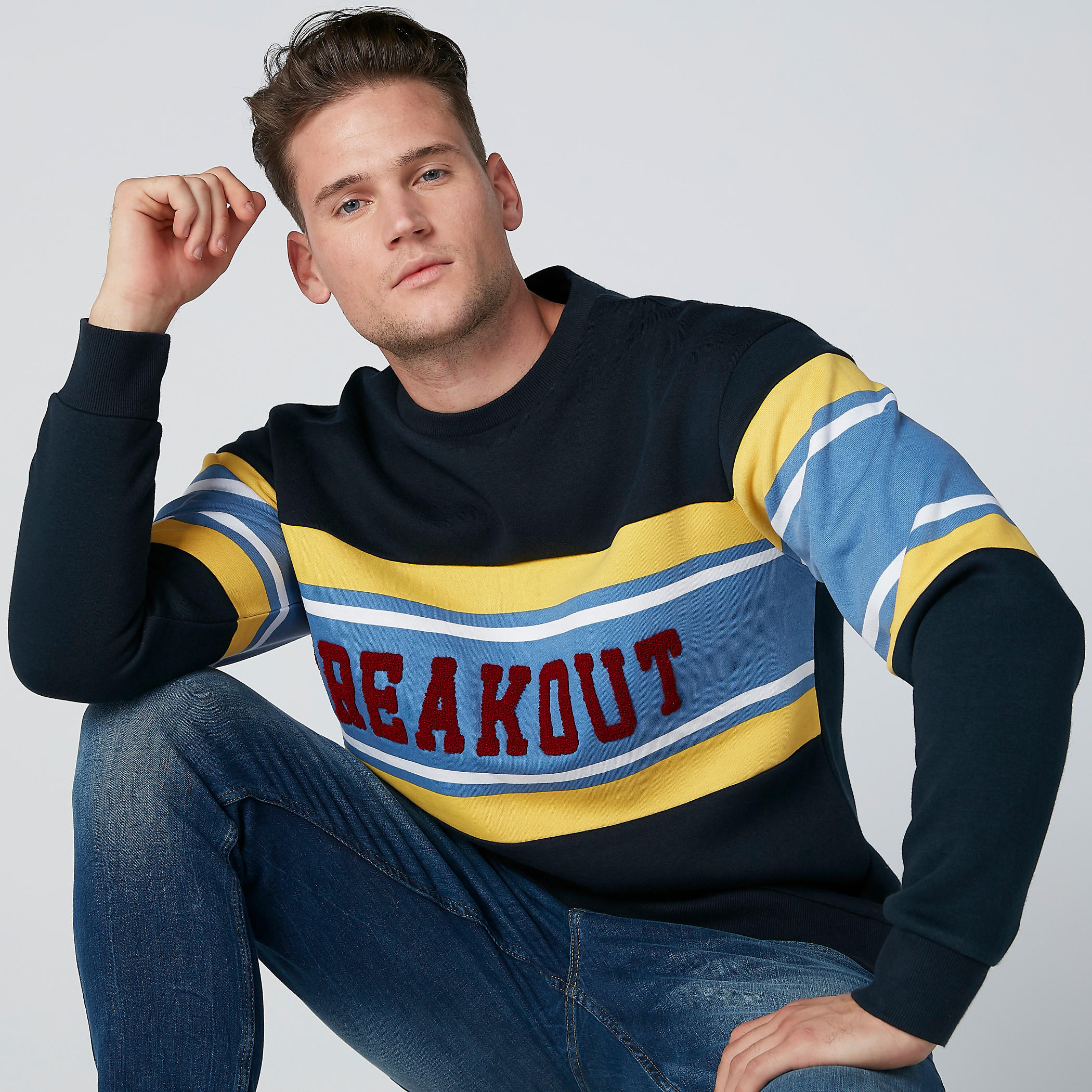 Embroidered Sweatshirt with Round Neck and Long Sleeves-men-winterwear-hoodiesandsweatshirts-image-4