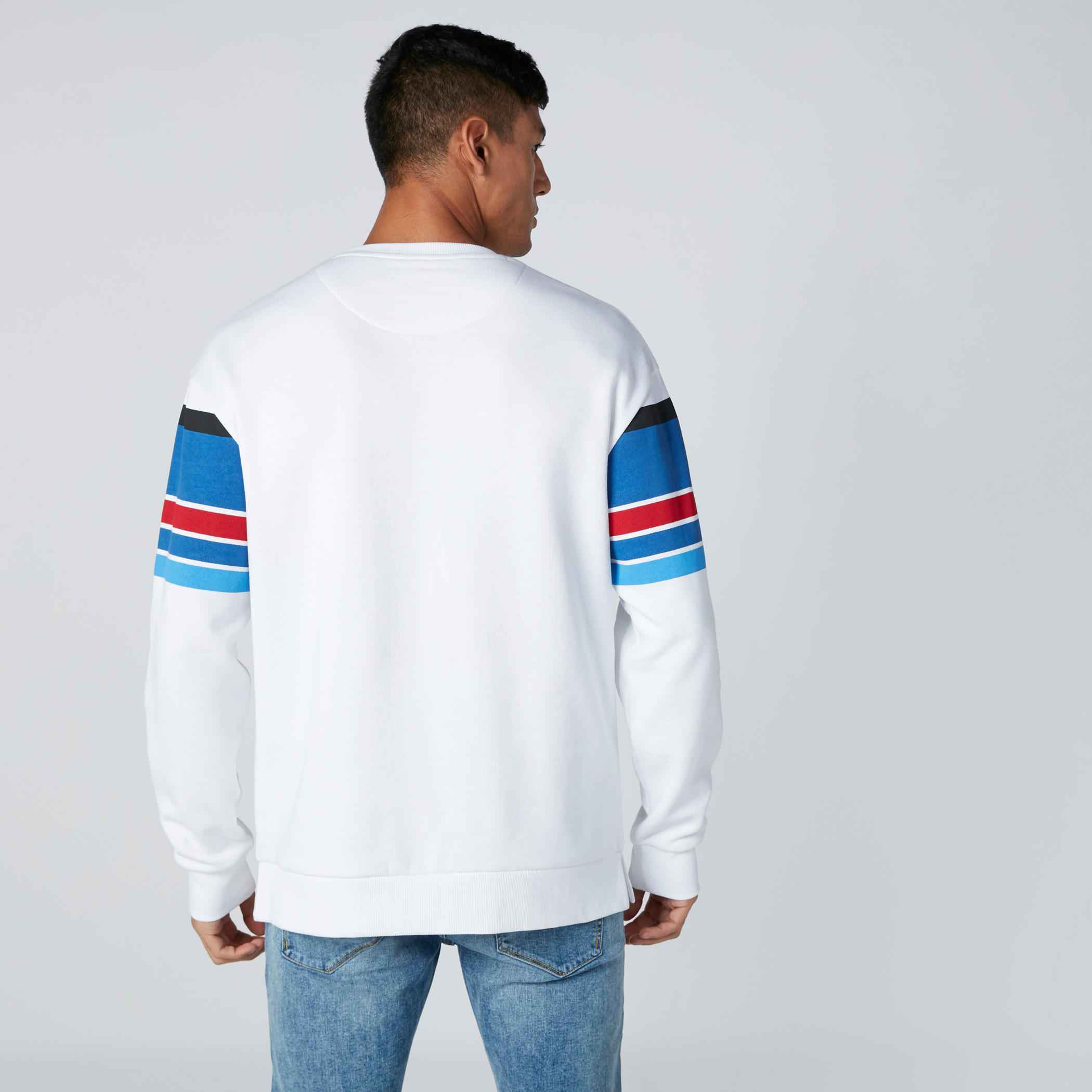 Printed T-Shirt with Cuffed Sleeves and Side Slits-men-winterwear-hoodiesandsweatshirts-image-2
