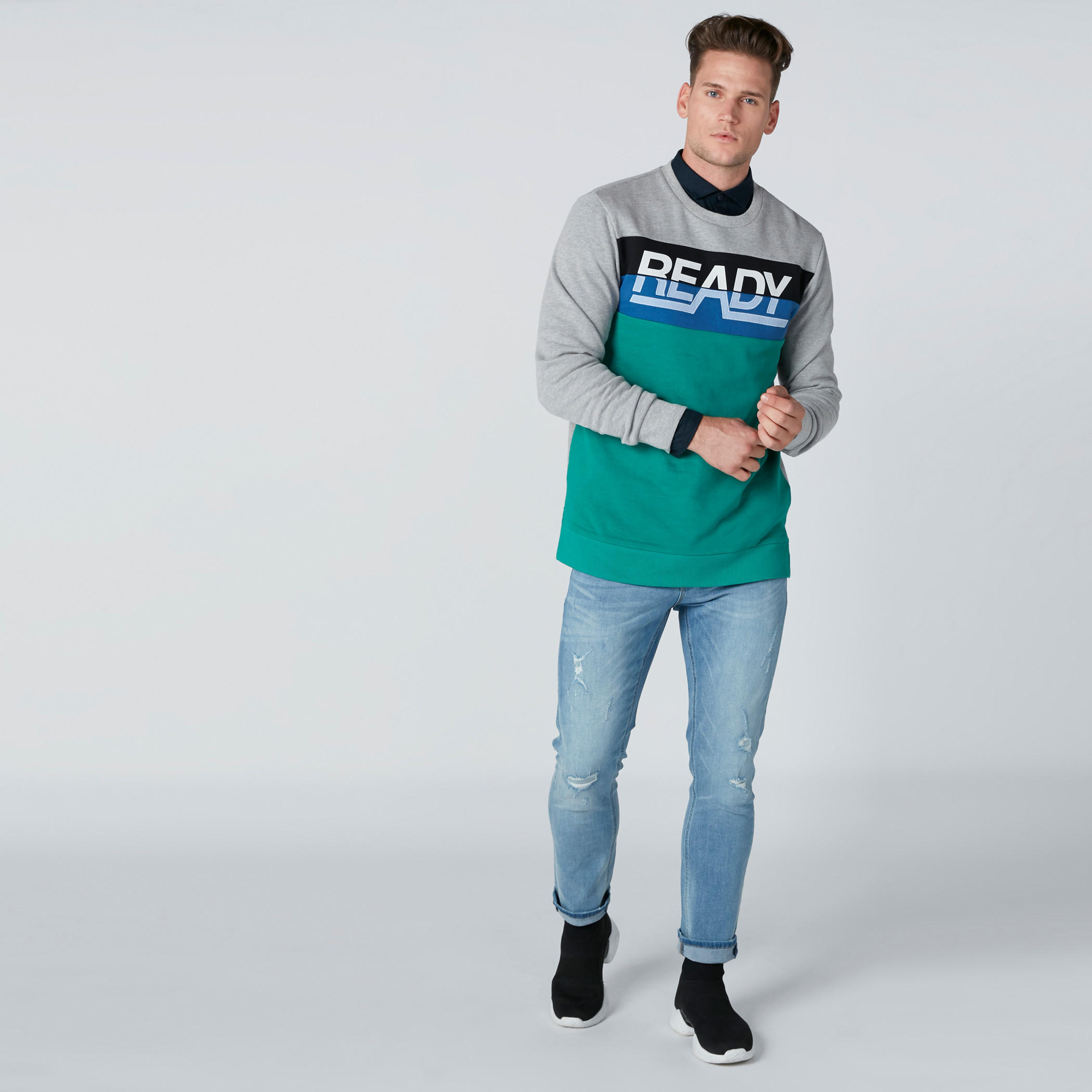 Printed Sweatshirt with Cuffed Long Sleeves and Side Slits-men-winterwear-hoodiesandsweatshirts-image-4