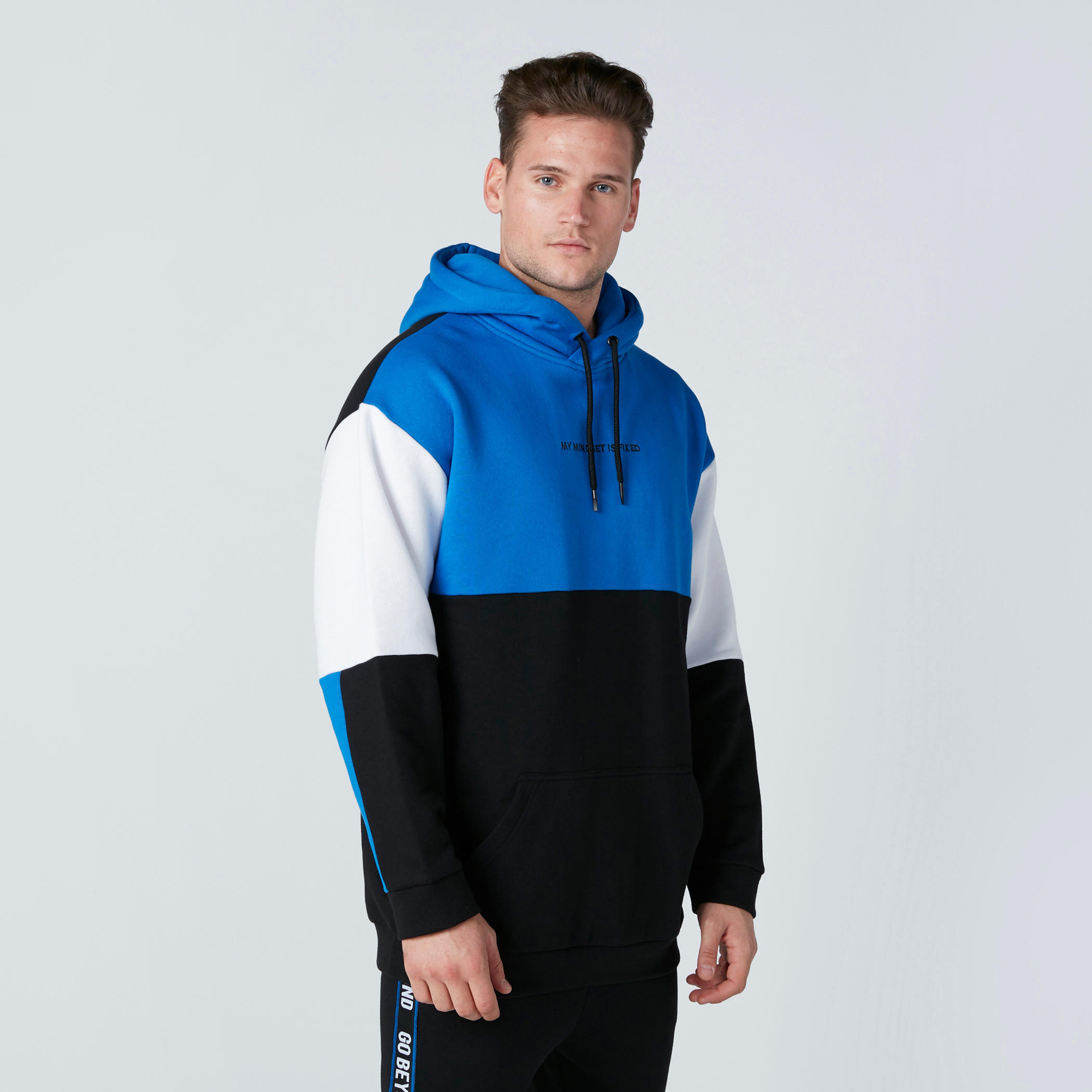 Embroidered Detail Sweatshirt with Long Sleeves and Hood-men-winterwear-hoodiesandsweatshirts-image-4