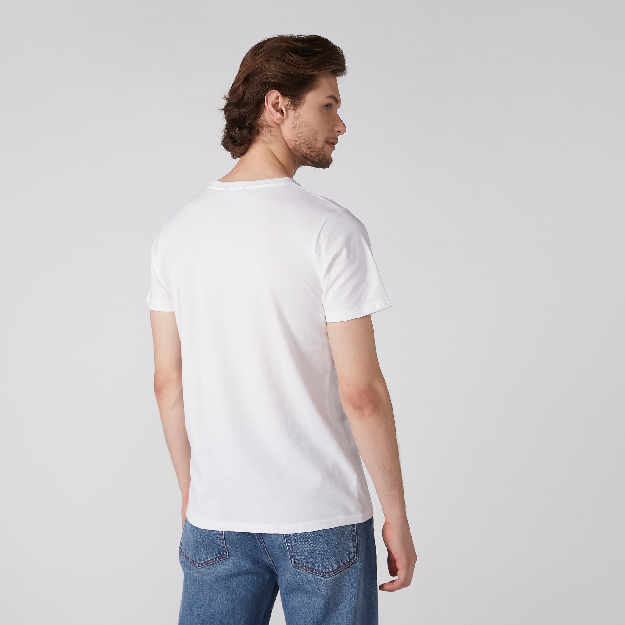 تيشيرت بياقة مستديرة بطبعات وأكمام قصيرة-men-clothing-tshirtsandpolos-tshirts-image-1