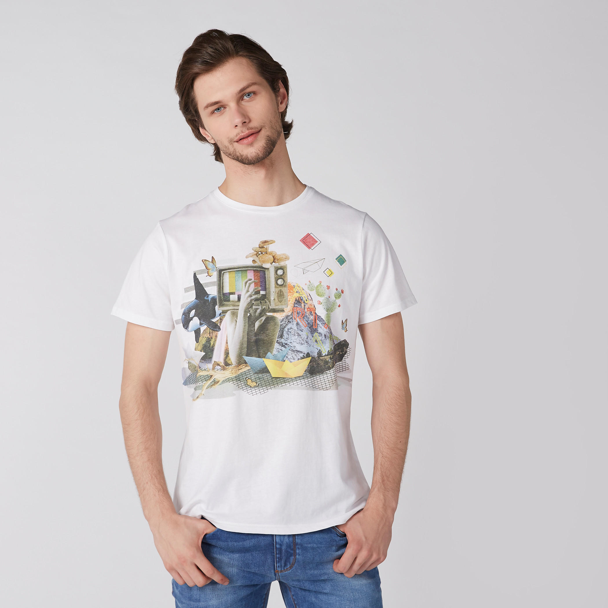 تيشيرت بطبعات بياقة مستديرة وأكمام قصيرة-men-clothing-tshirtsandpolos-tshirts-image-1