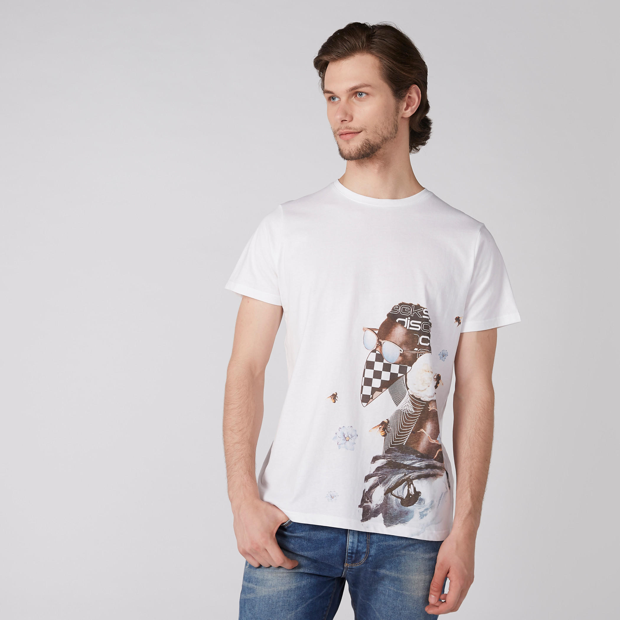 تيشيرت بطبعات بياقة مستديرة وأكمام قصيرة-men-clothing-tshirtsandpolos-tshirts-image-1