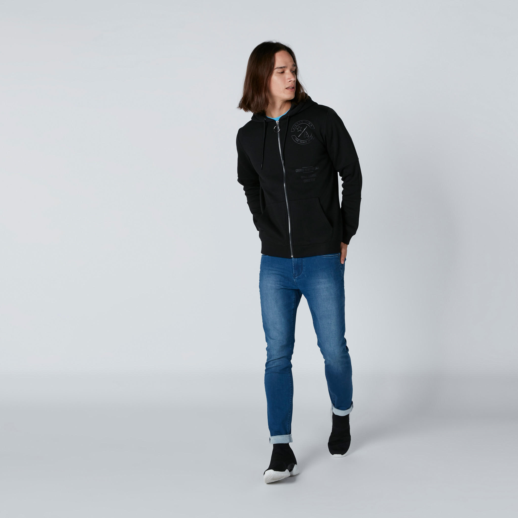 Long Sleeves Sweatshirt with Pocket Detail and Zip Closure-men-winterwear-hoodiesandsweatshirts-image-2