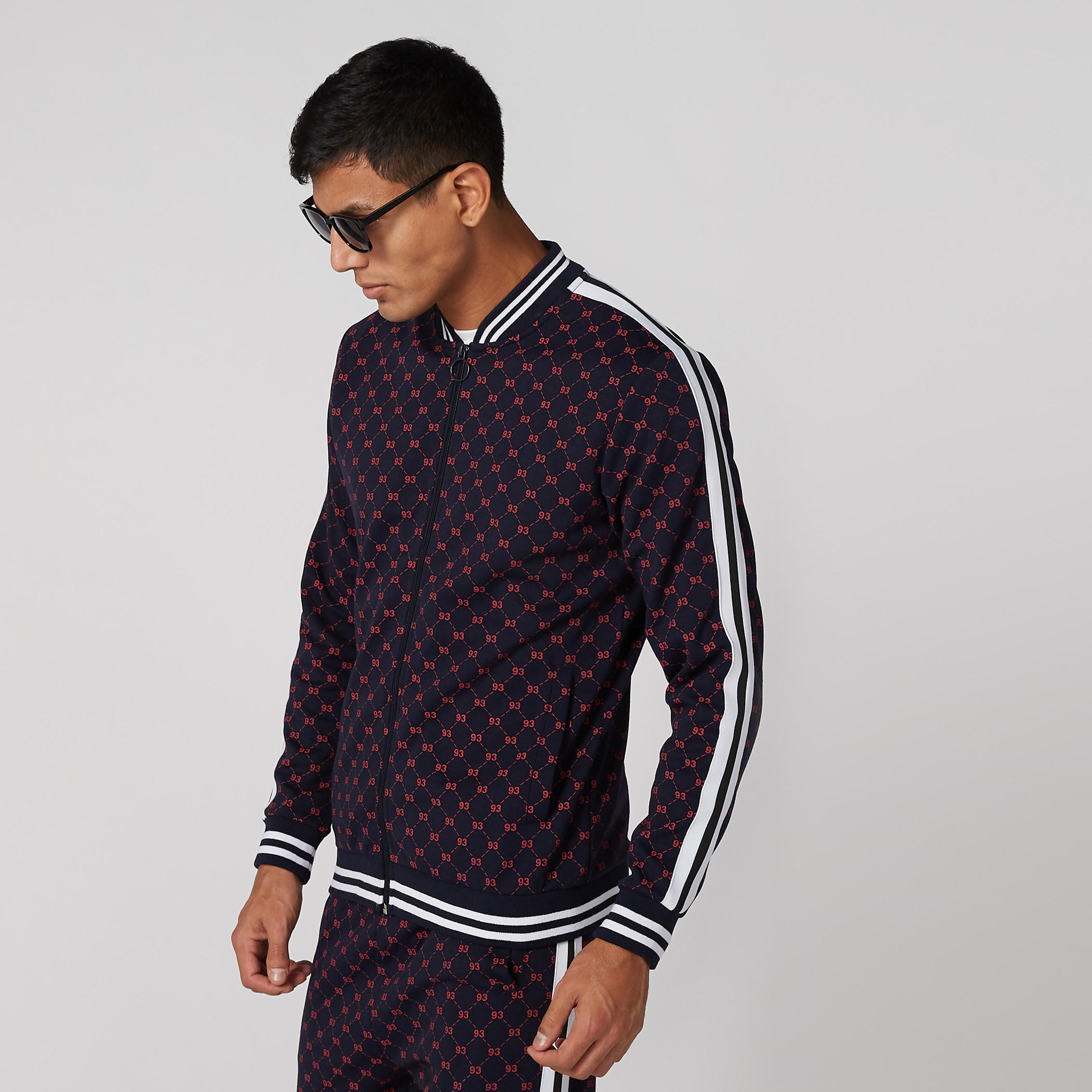 جاكيت بومبر بطبعات وأكمام طويلة-men-clothing-jacketsandblazers-jackets-image-5