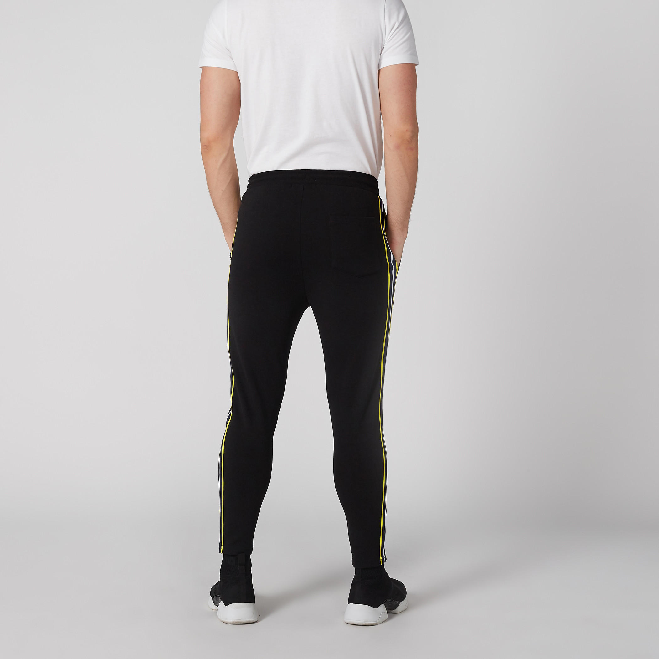 بنطال برباط وجيوب-men-clothing-bottoms-joggers-image-4