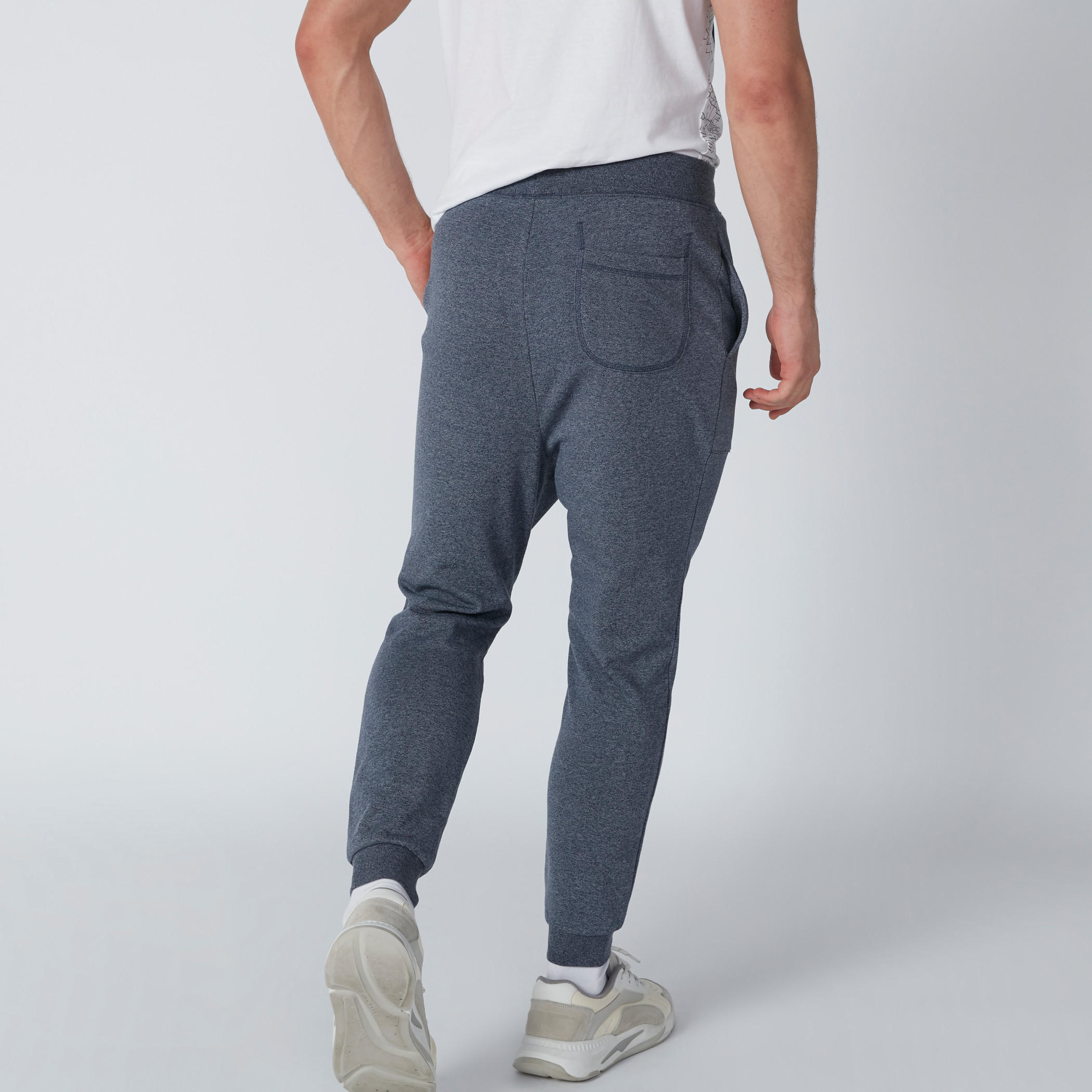 بنطال رياضي برباط وجيوب-men-clothing-bottoms-joggers-image-2