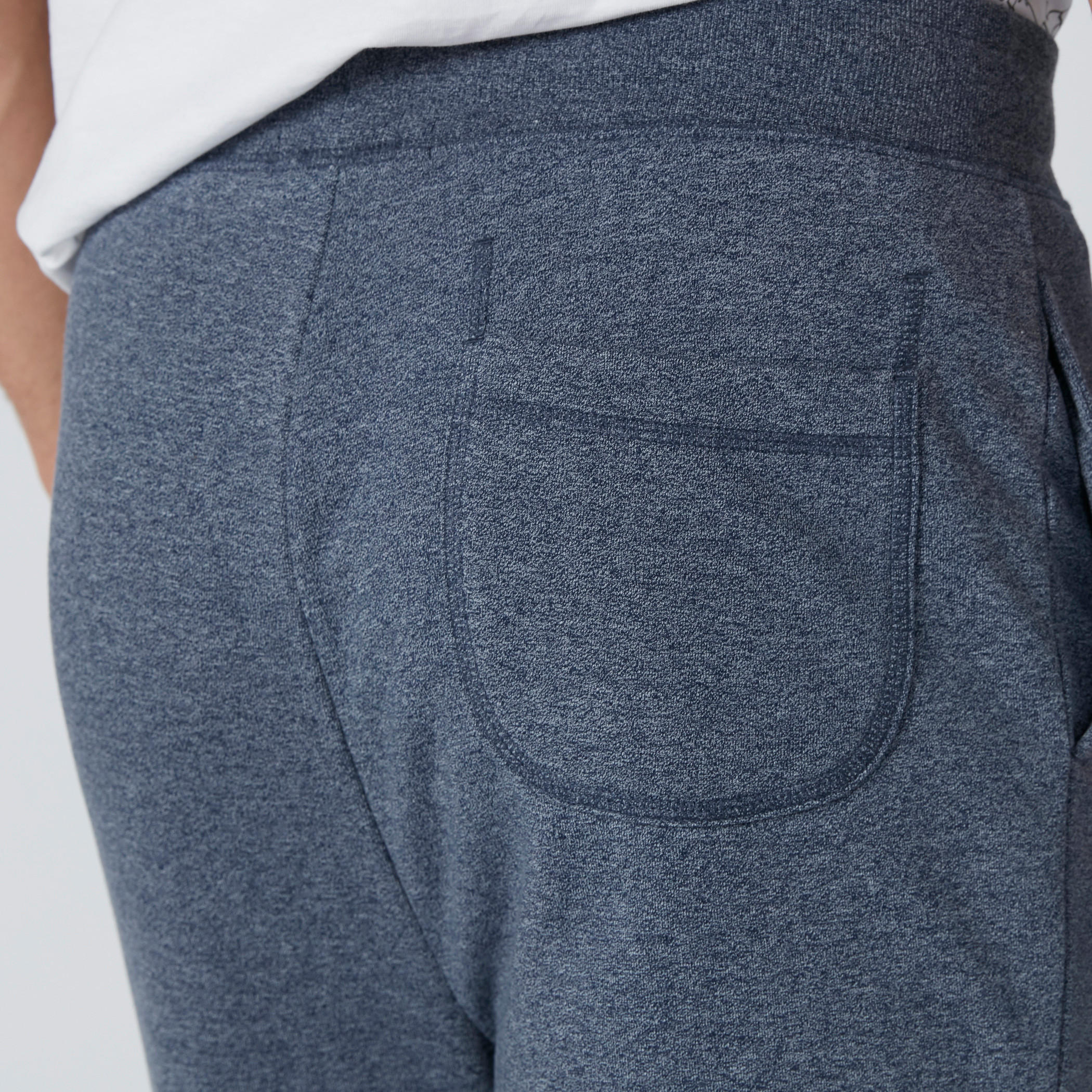 بنطال رياضي برباط وجيوب-men-clothing-bottoms-joggers-image-4