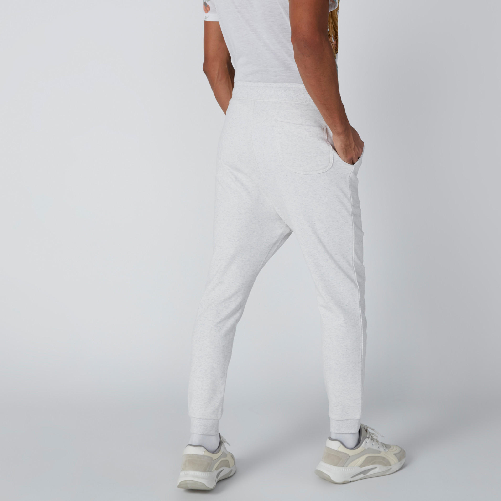 بنطال رياضي برباط وجيوب-men-clothing-bottoms-joggers-image-2