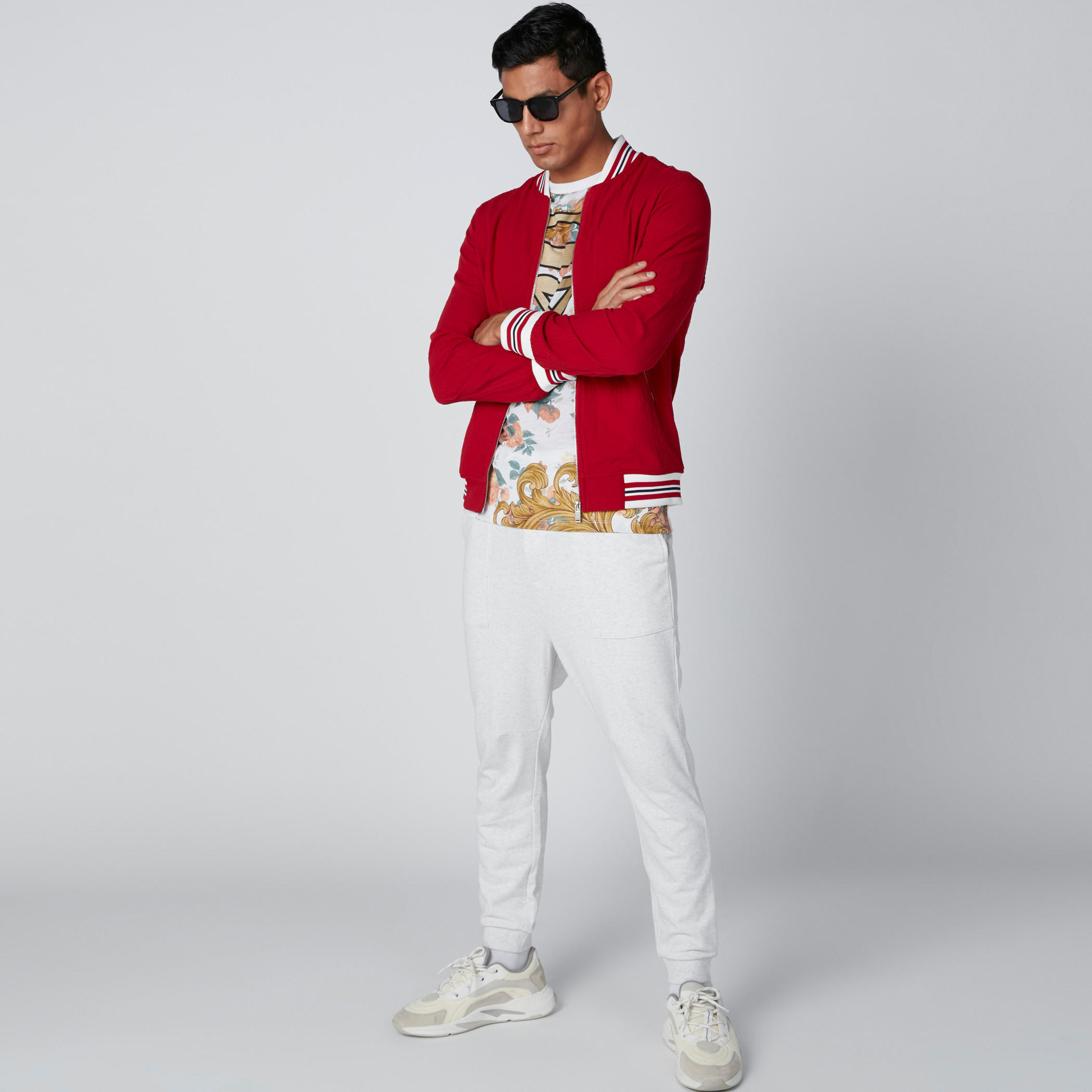 بنطال رياضي برباط وجيوب-men-clothing-bottoms-joggers-image-3
