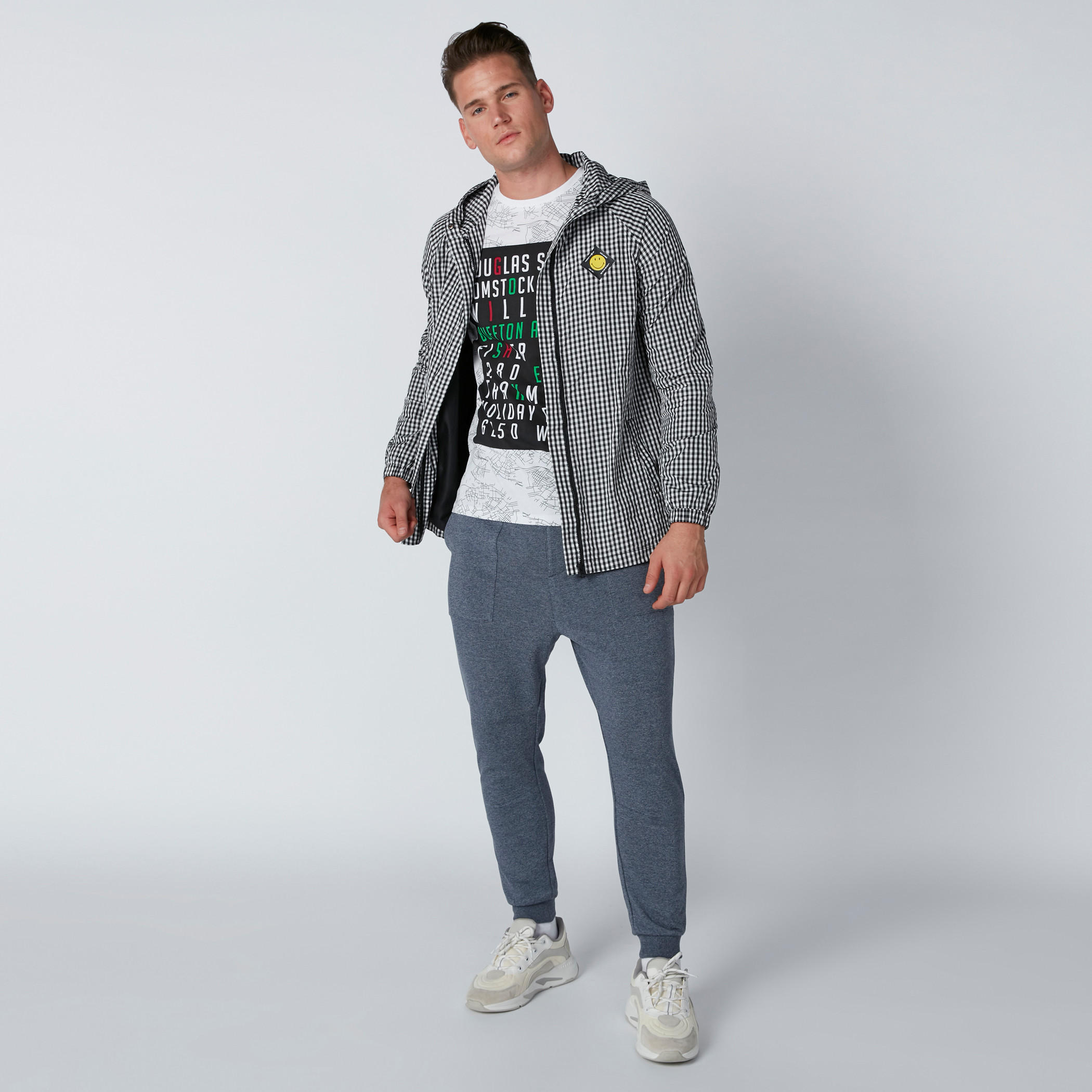 تيشيرت بأكمام قصيرة وطبعات-men-clothing-tshirtsandpolos-tshirts-image-2