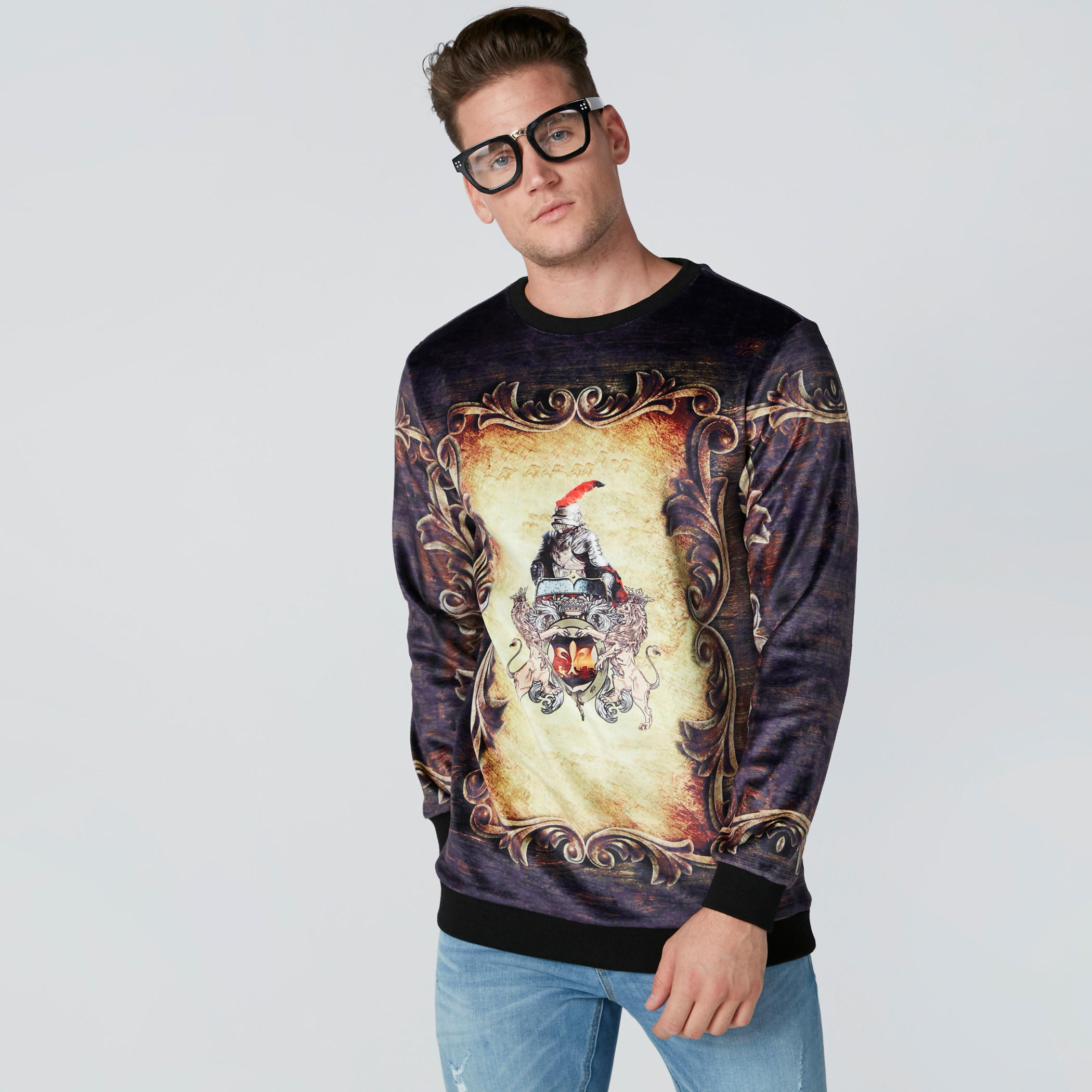 سويت شيرت بطبعات بياقة مستديرة وأكمام طويلة-men-winterwear-hoodiesandsweatshirts-image-1