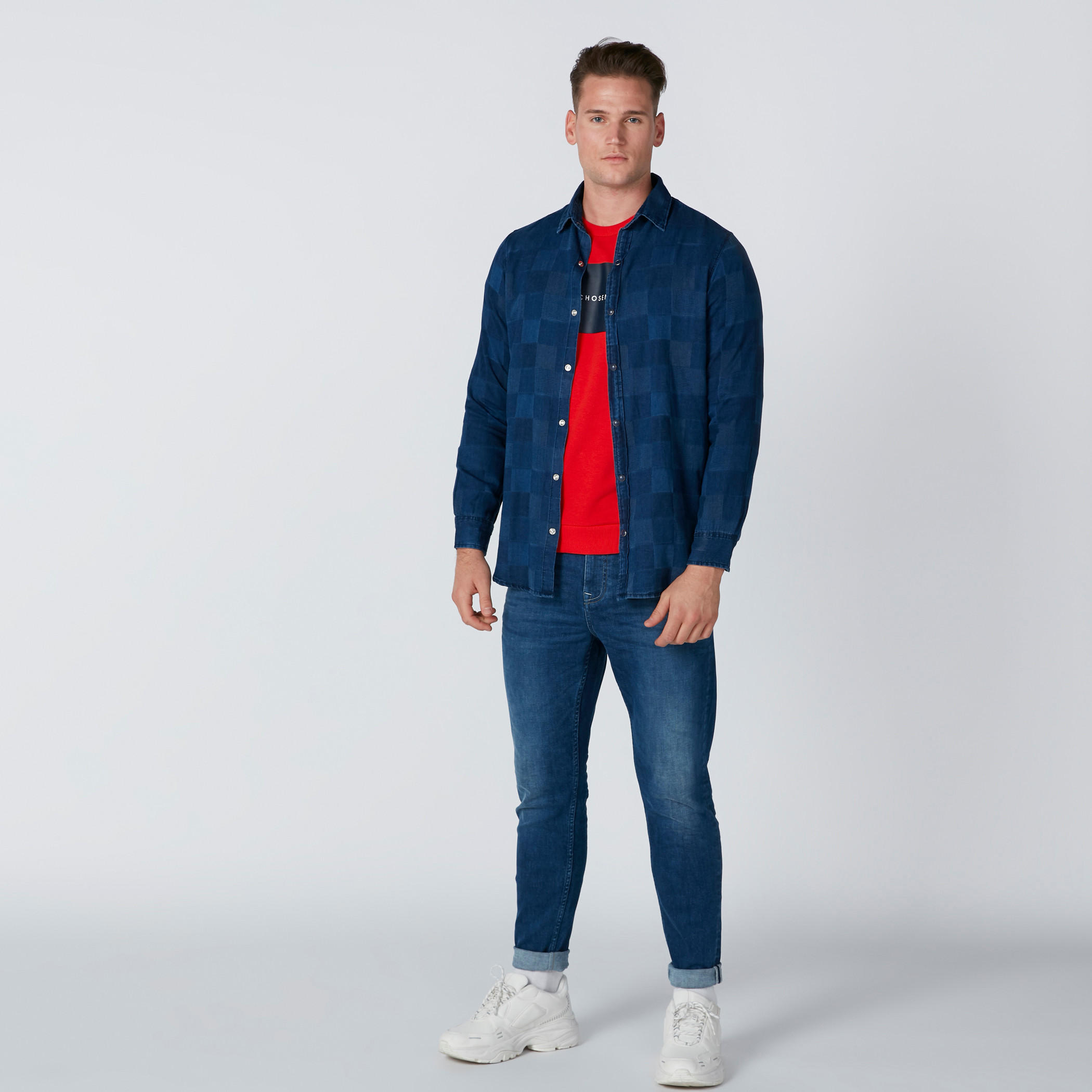 سويت شيرت بياقة ضيّقة وأكمام طويلة وطبعات ذا تشوزن وان-men-winterwear-hoodiesandsweatshirts-image-3