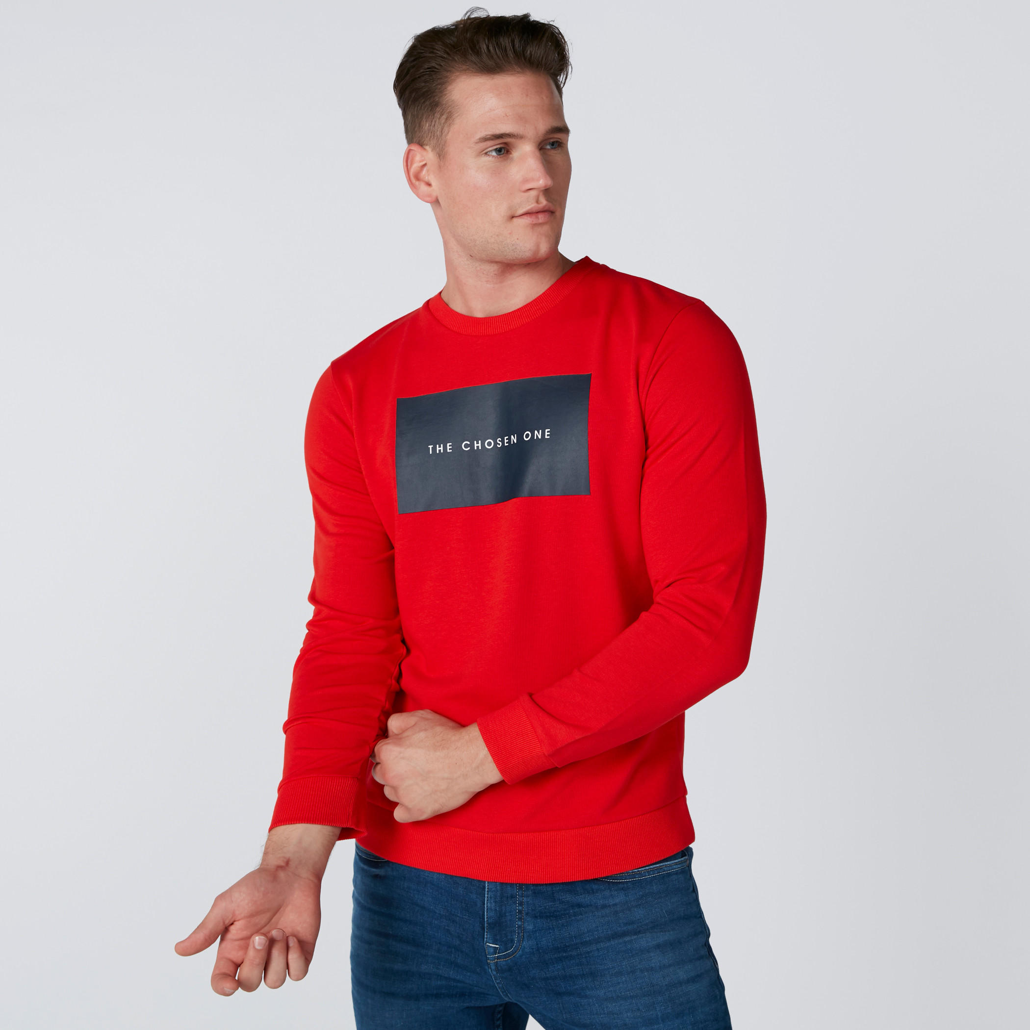 سويت شيرت بياقة ضيّقة وأكمام طويلة وطبعات ذا تشوزن وان-men-winterwear-hoodiesandsweatshirts-image-4