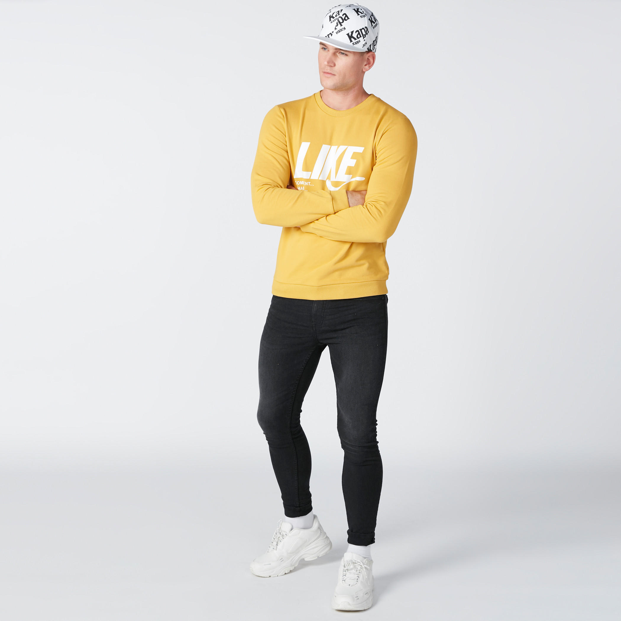 سويت شيرت بياقة ضيّقة وأكمام طويلة وطبعات لايك-men-winterwear-hoodiesandsweatshirts-image-4