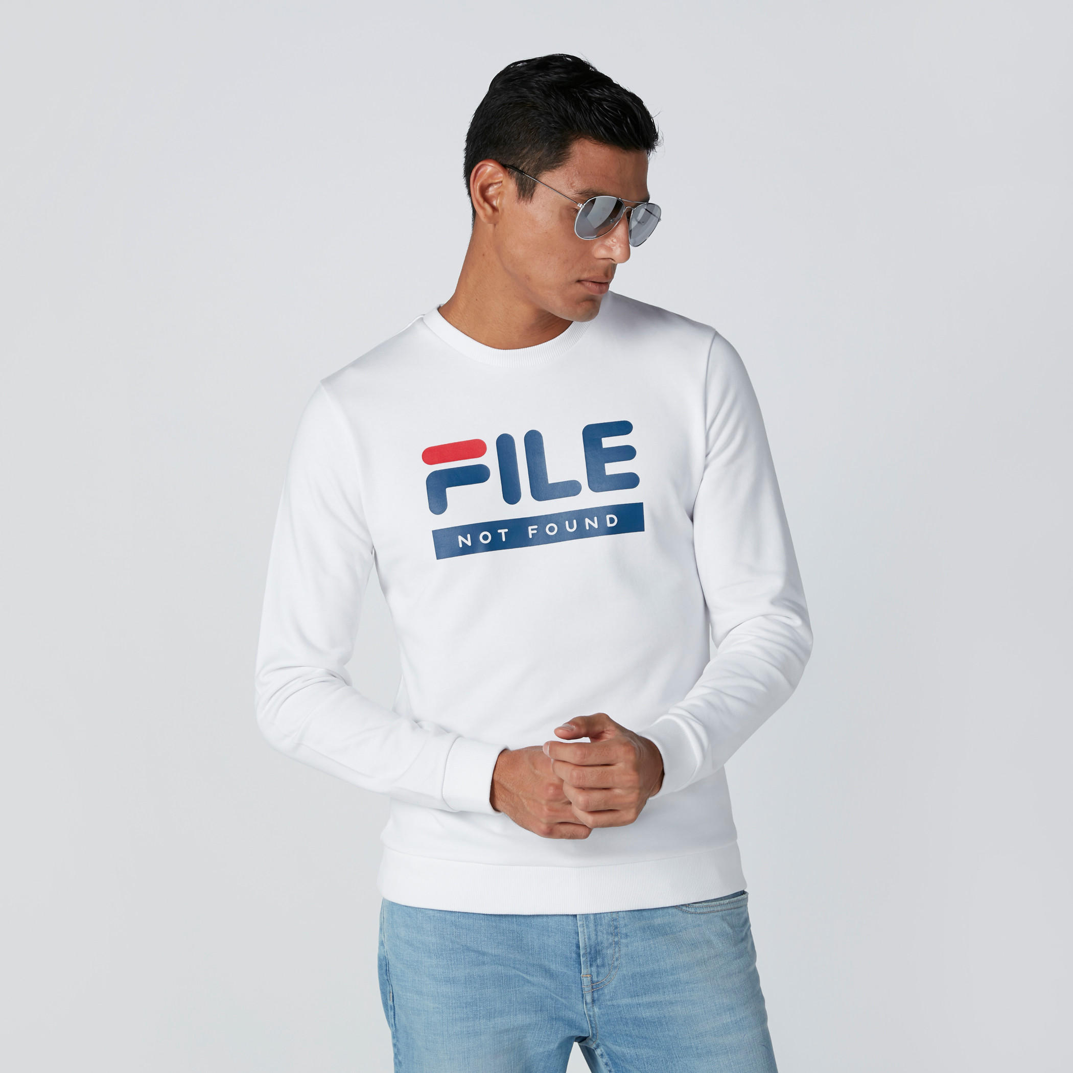 سويت شيرت بياقة مستديرة وأكمام طويلة وطبعات-men-winterwear-hoodiesandsweatshirts-image-1