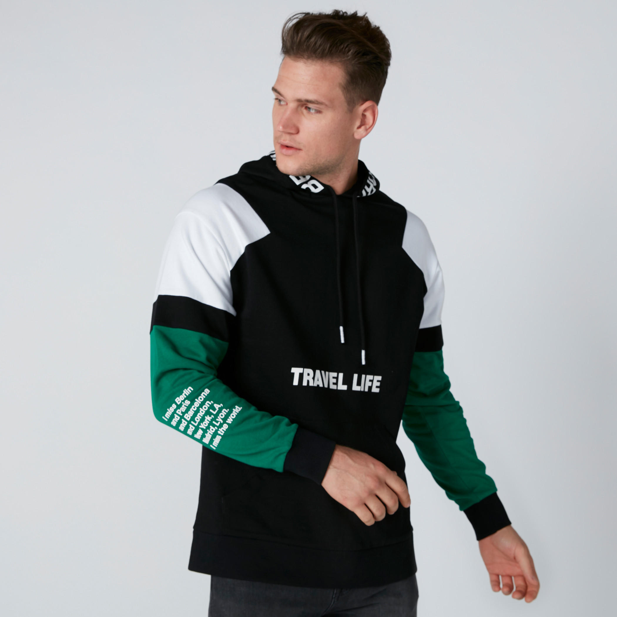 سويت شيرت بأكمام طويلة وطبعات وقبّعة-men-winterwear-hoodiesandsweatshirts-image-3