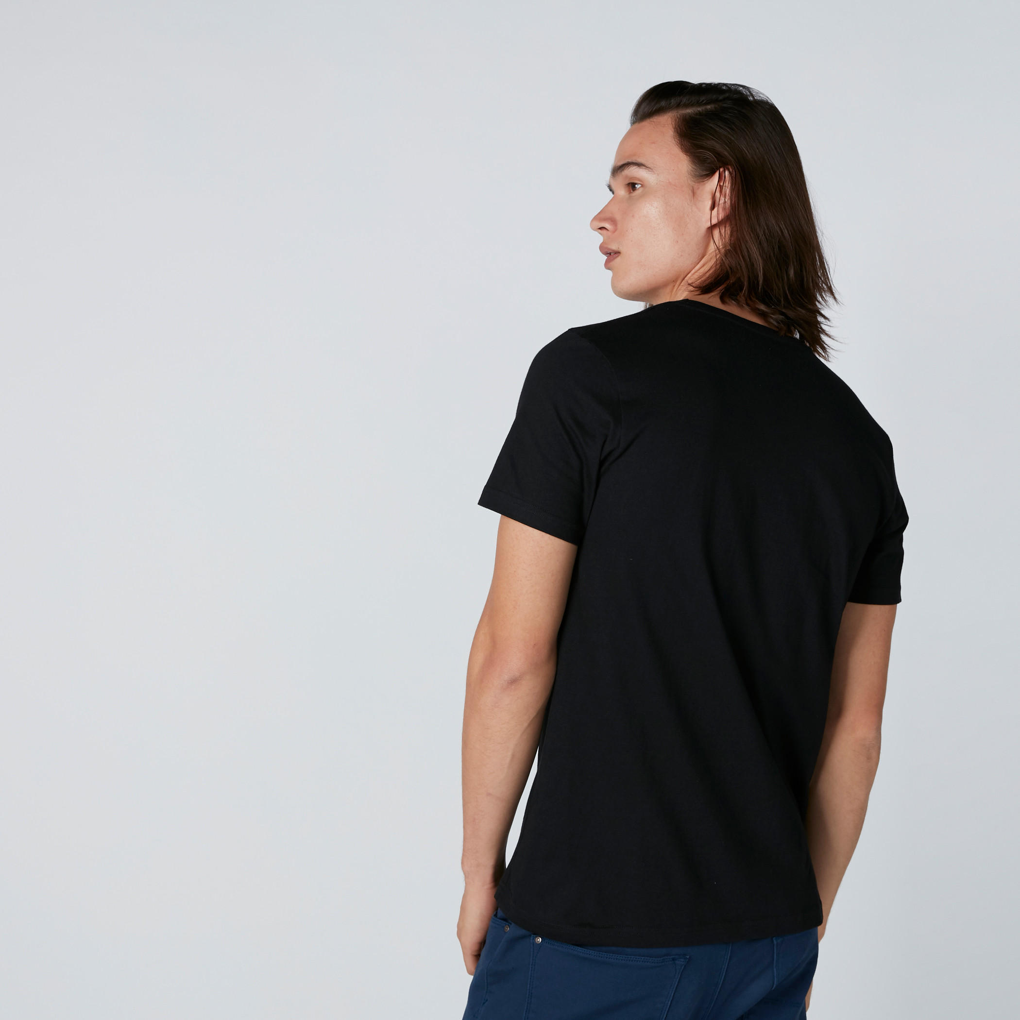 تيشيرت بياقة ضيّقة وأكمام قصيرة وطبعات نيويورك-men-clothing-tshirtsandpolos-tshirts-image-3