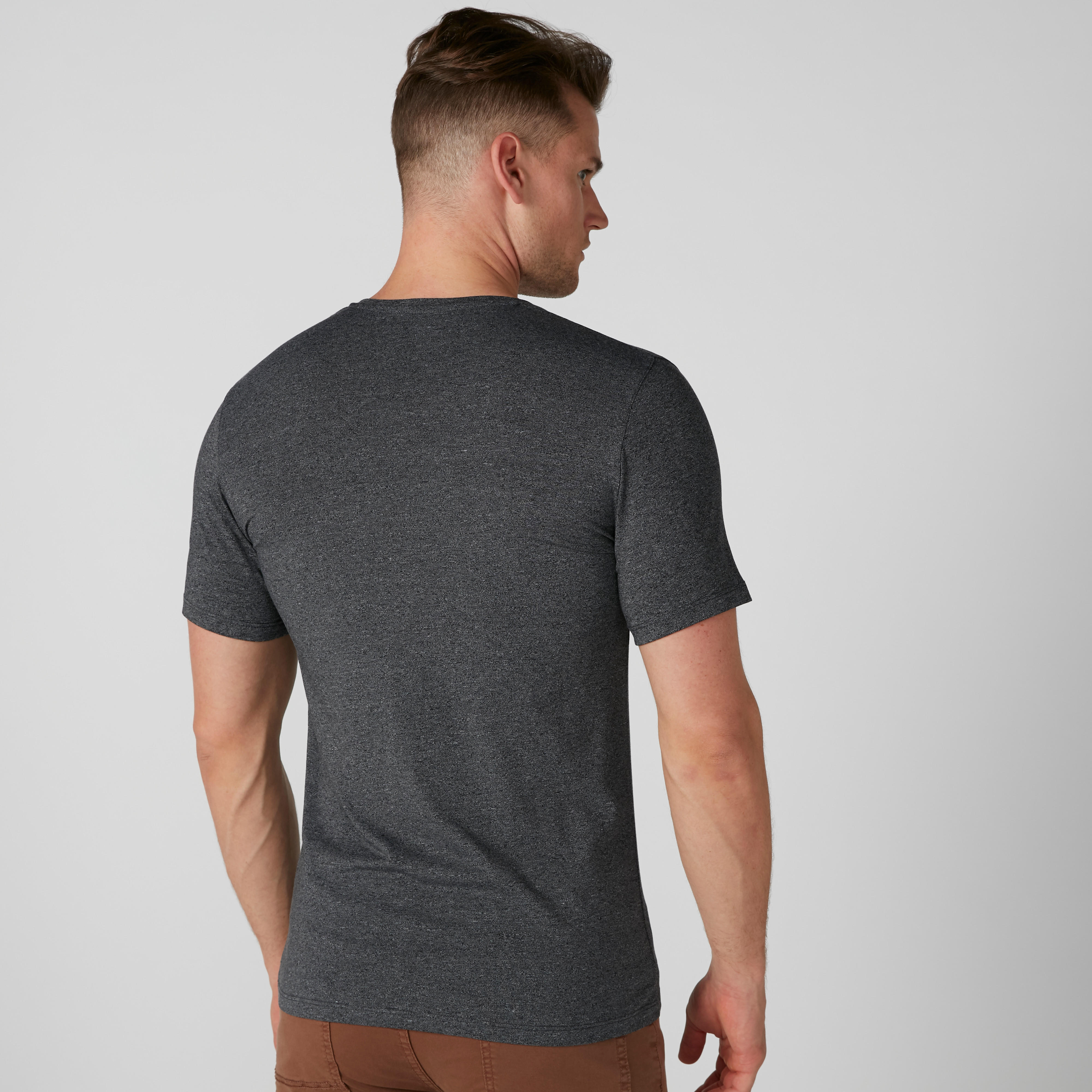 تيشيرت سادة بياقة V وأكمام قصيرة-men-clothing-tshirtsandpolos-tshirts-image-3