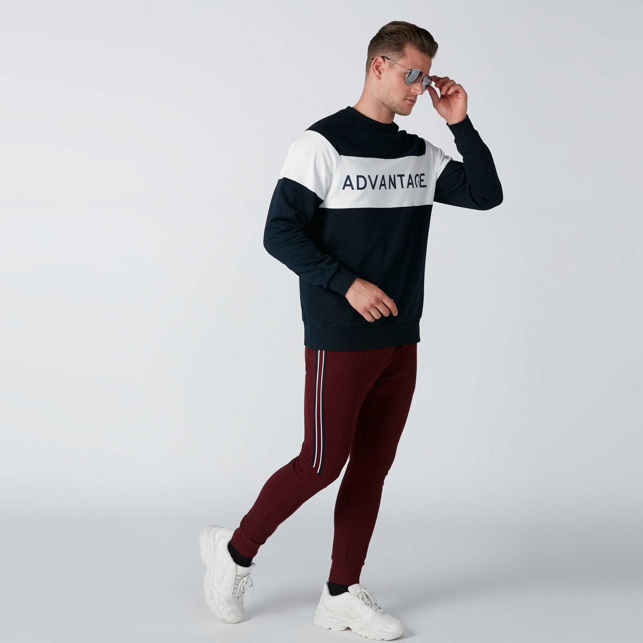 سويت شيرت بأكمام طويلة وطبعات-men-winterwear-hoodiesandsweatshirts-image-3