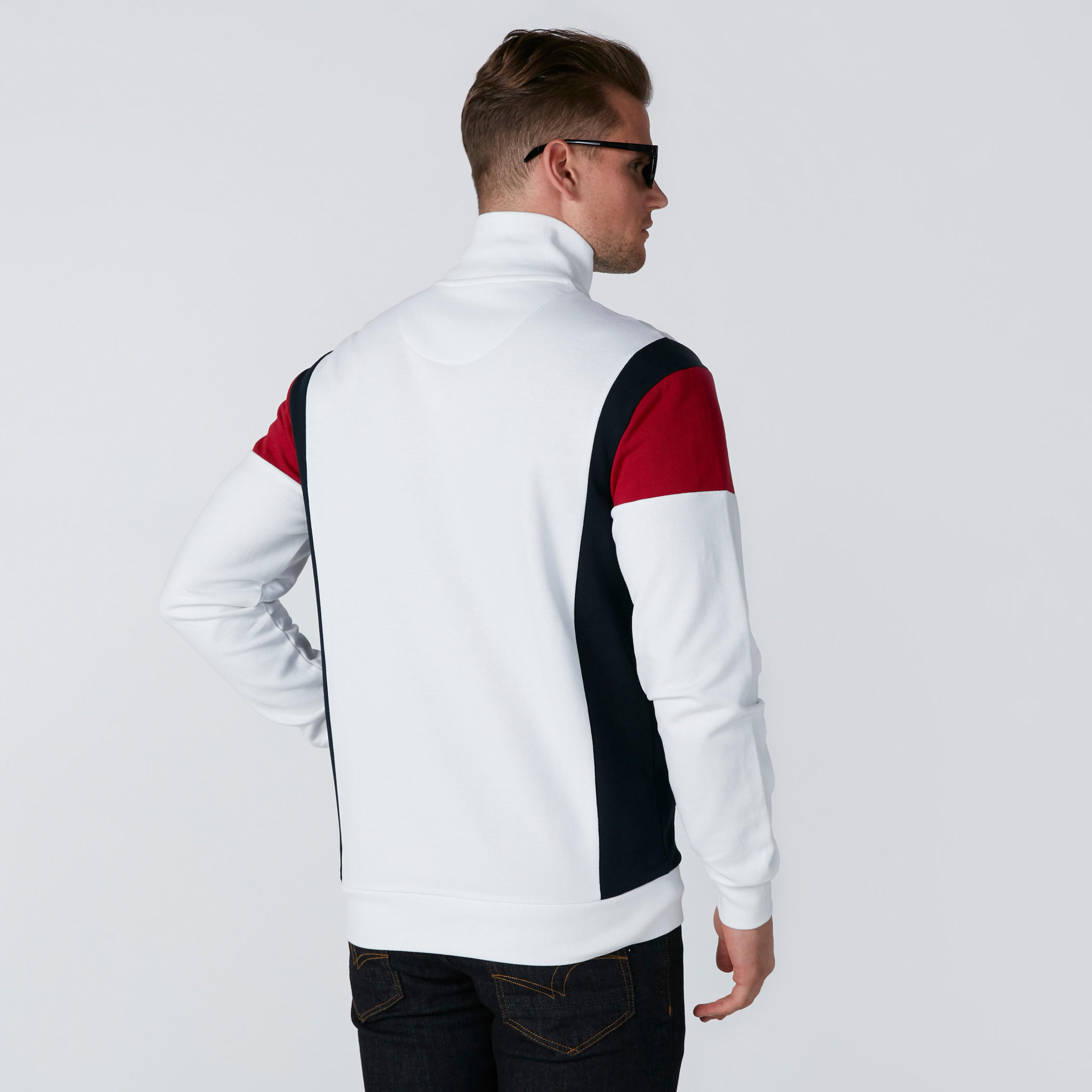جاكيت بأكمام طويلة وياقة عالية وجيوب-men-clothing-jacketsandblazers-jackets-image-2